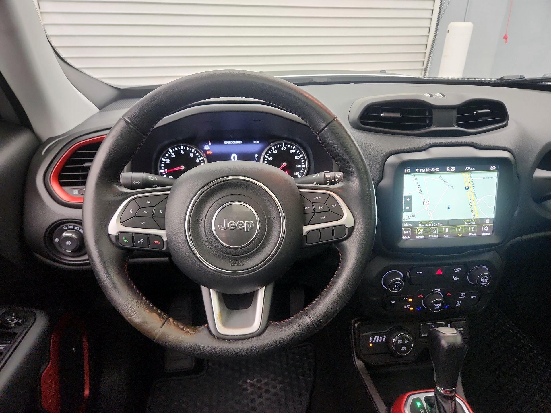 Thumbnail: 2021 Jeep Renegade - 10