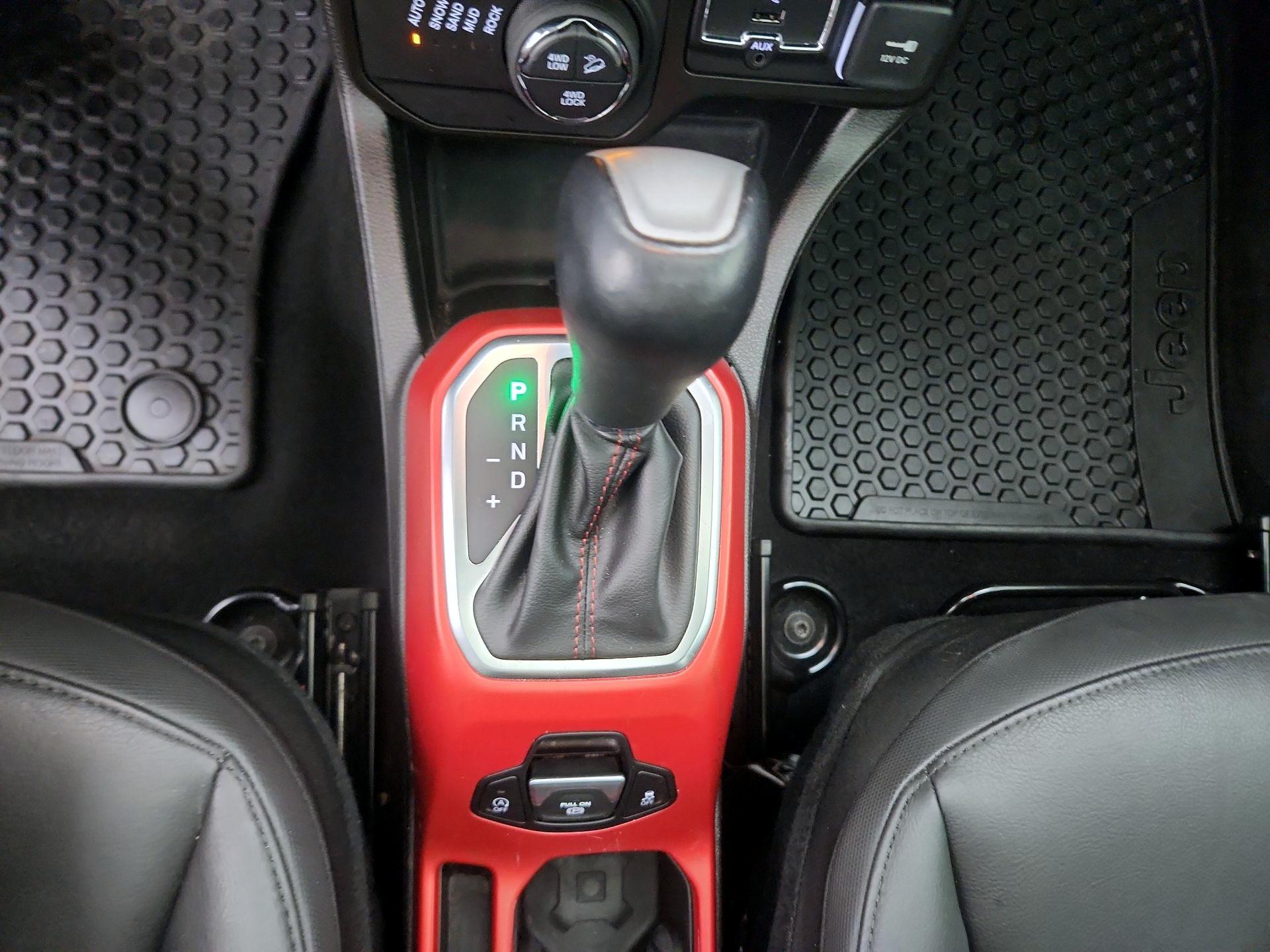 Thumbnail: 2021 Jeep Renegade - 18