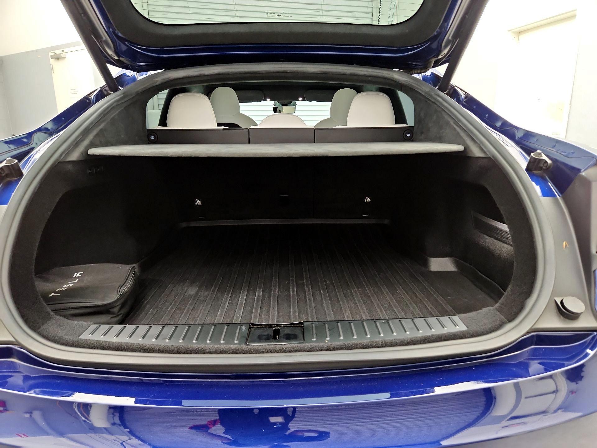Thumbnail: 2022 Tesla Model S - 19