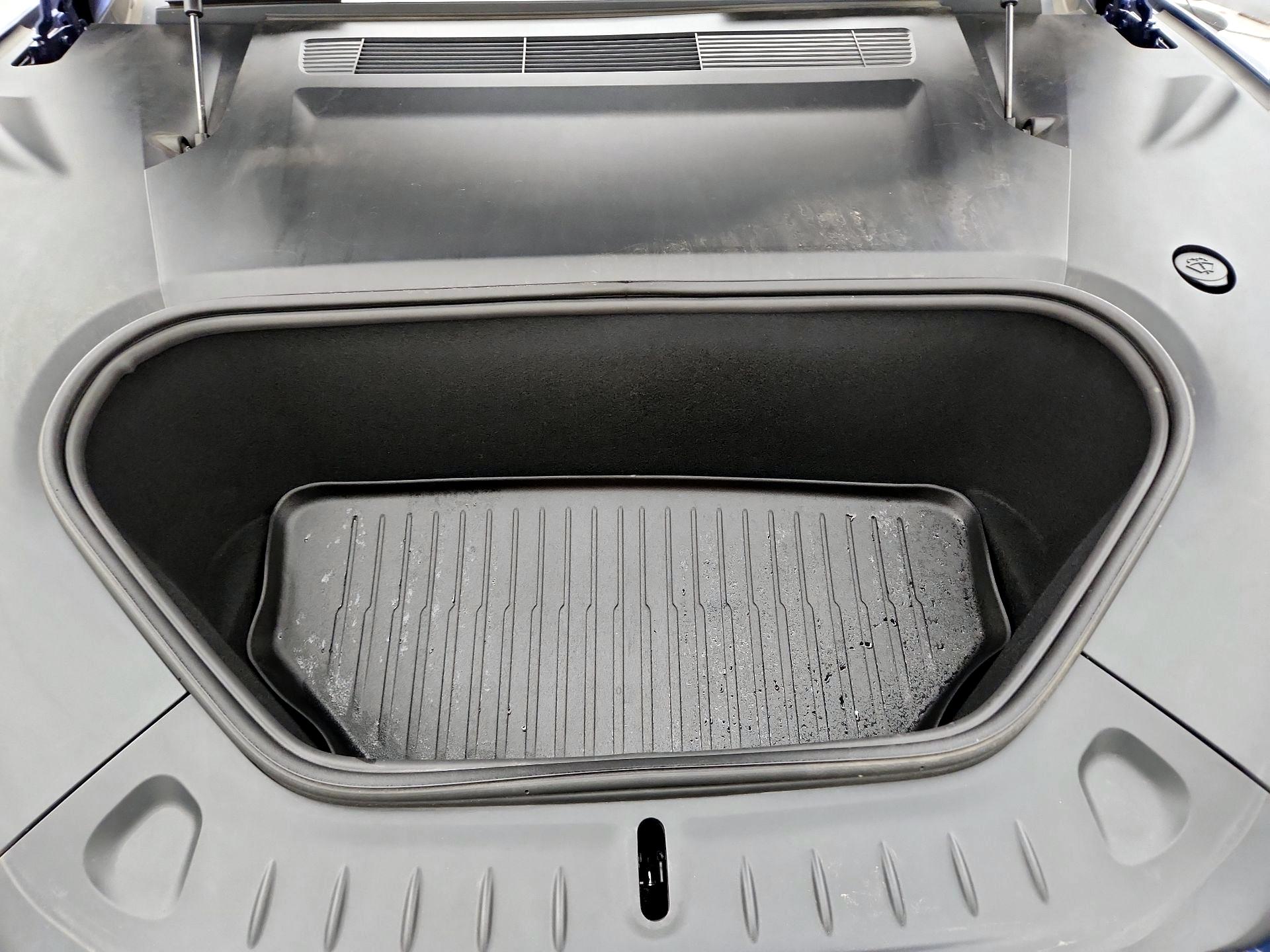 Thumbnail: 2022 Tesla Model S - 20