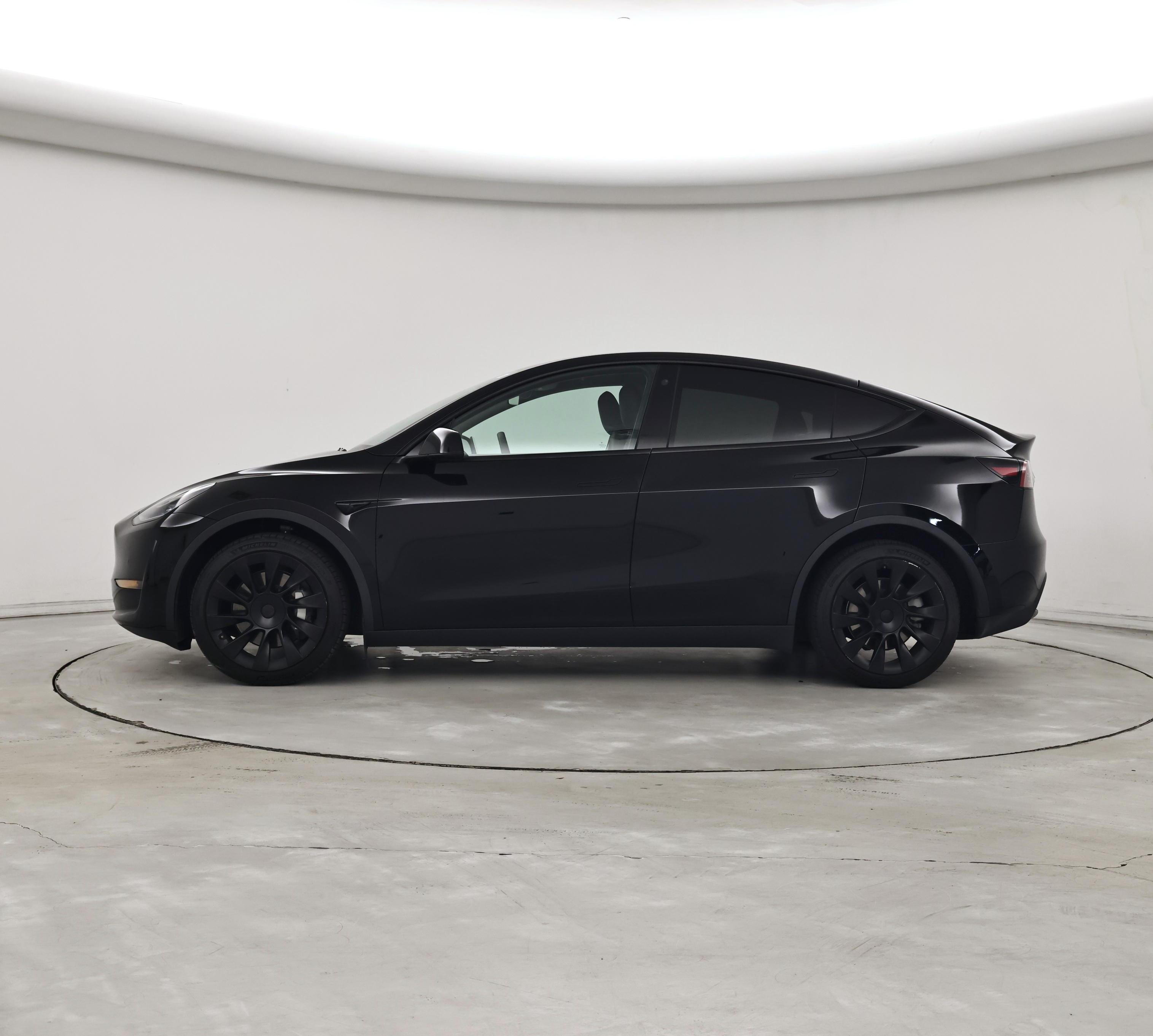 Thumbnail: 2022 Tesla Model Y - 3