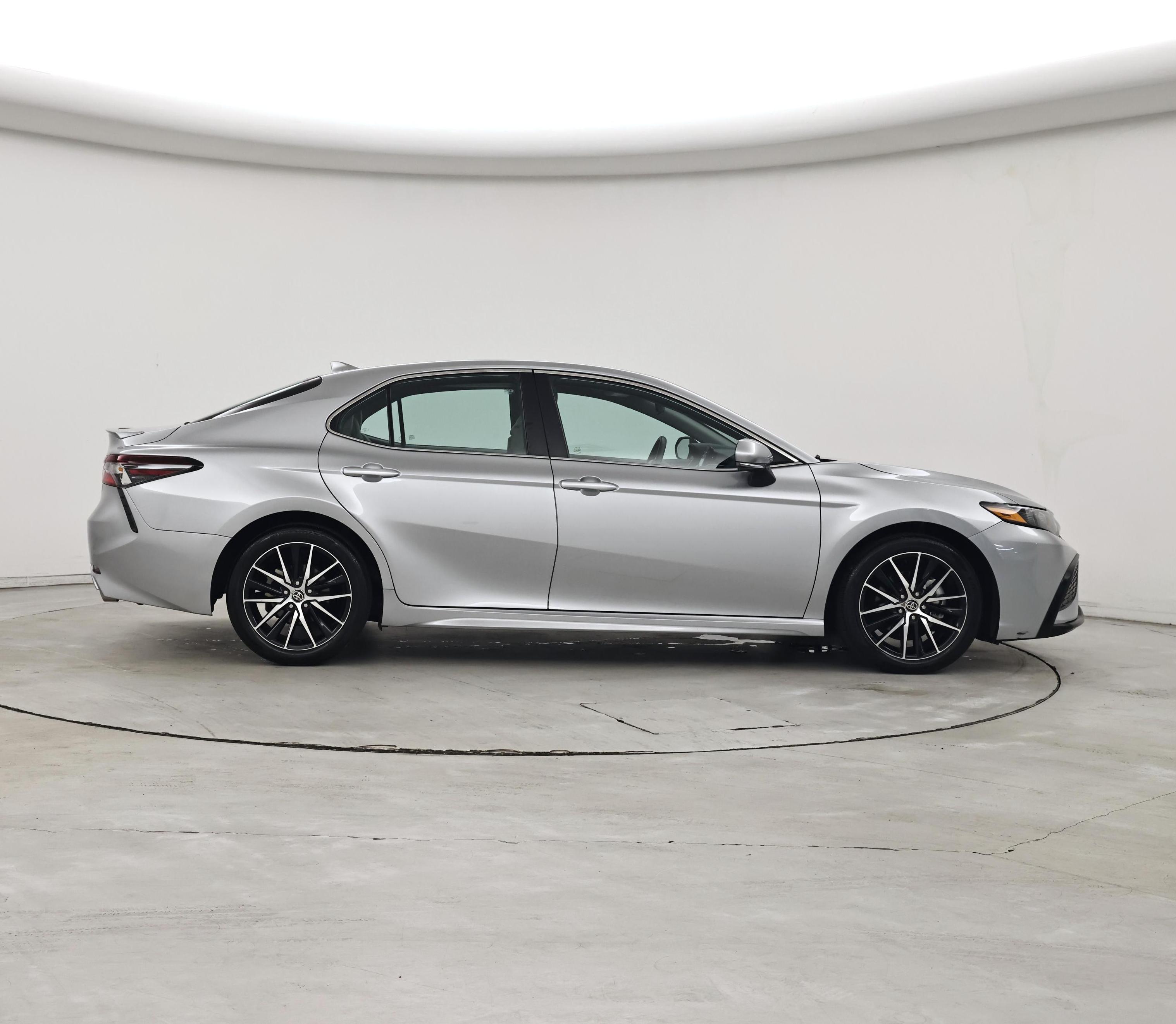 Thumbnail: 2023 Toyota Camry - 7
