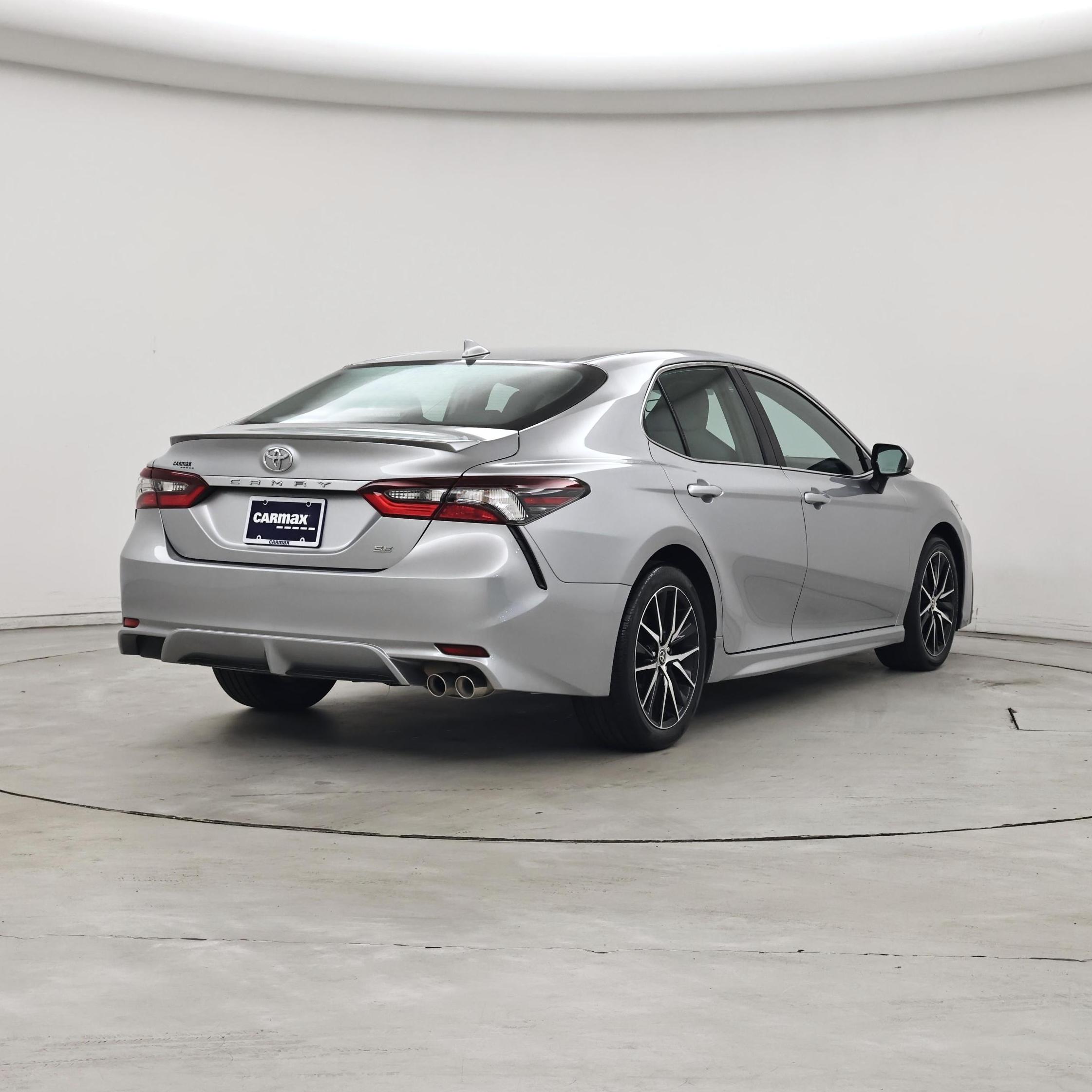 Thumbnail: 2023 Toyota Camry - 8