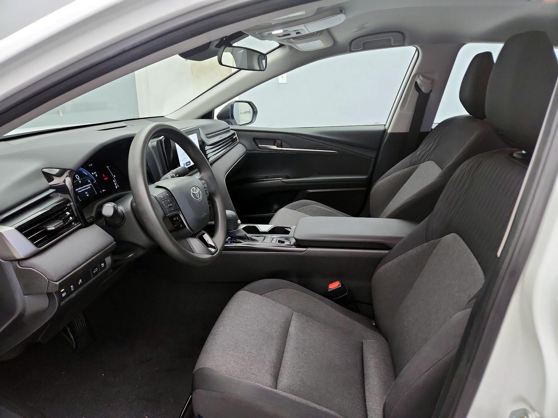 Thumbnail: 2025 Toyota Camry - 11