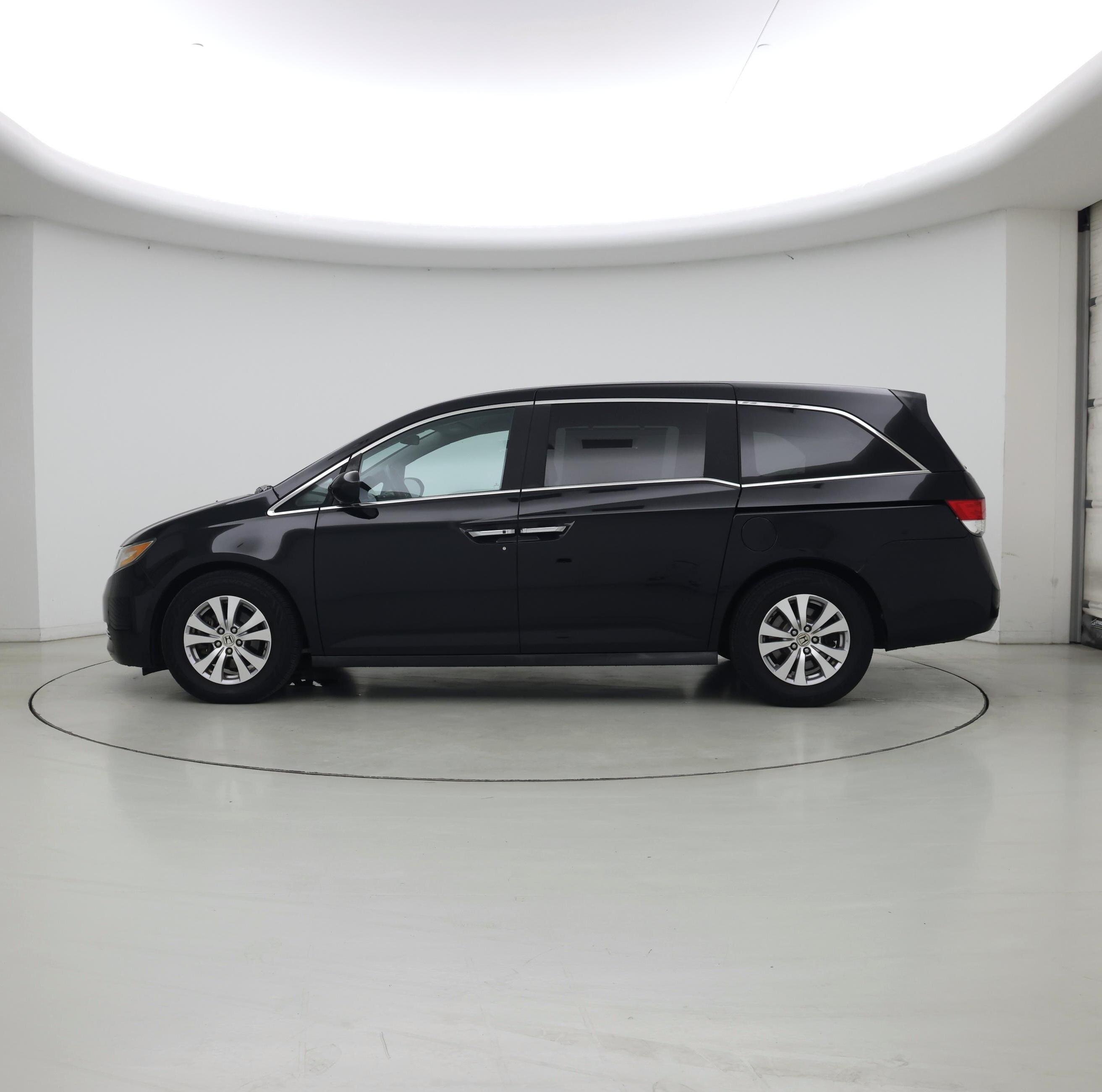 Thumbnail: 2016 Honda Odyssey - 3