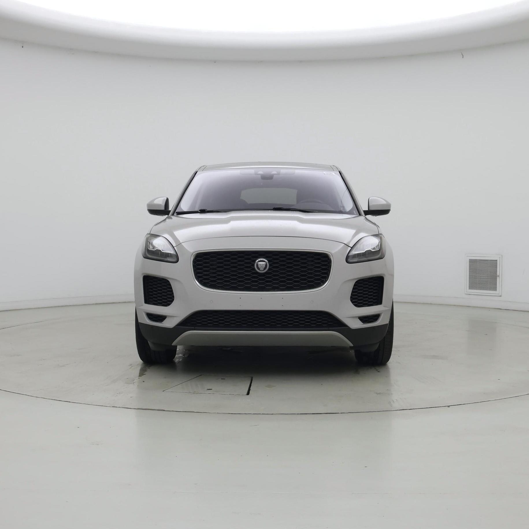Thumbnail: 2018 Jaguar E-Pace - 5