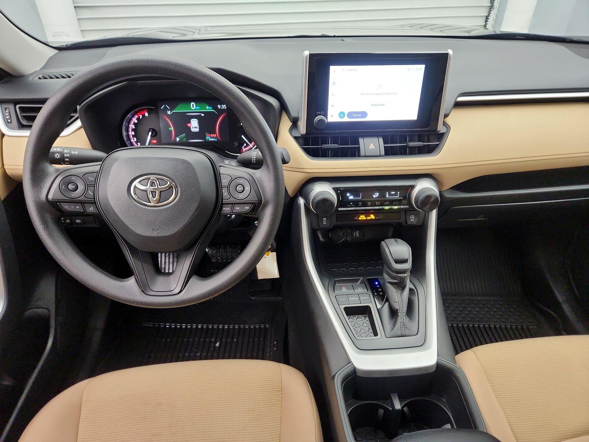 Thumbnail: 2025 Toyota RAV4 - 9
