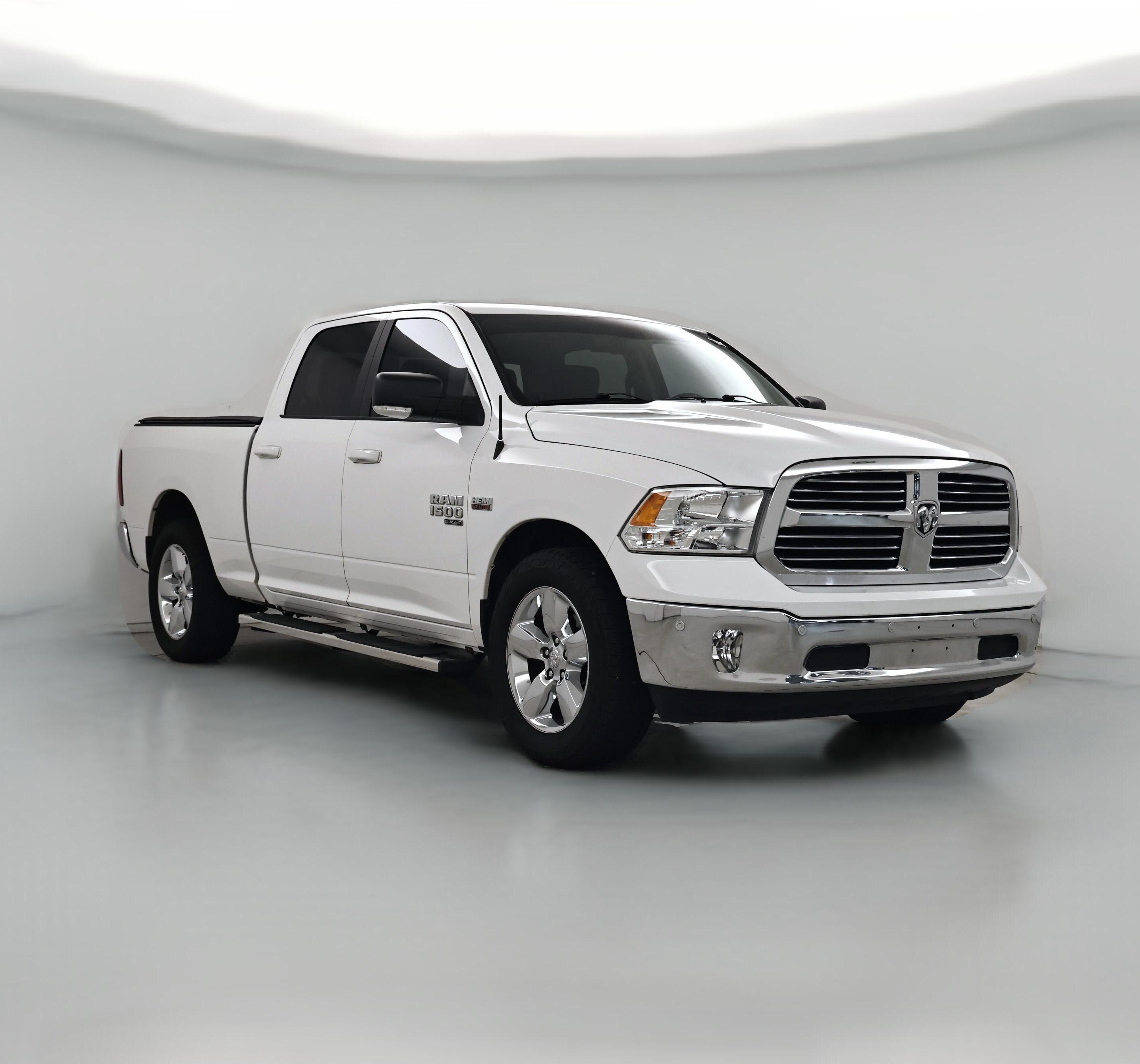 Thumbnail: 2019 RAM 1500 Classic - 1