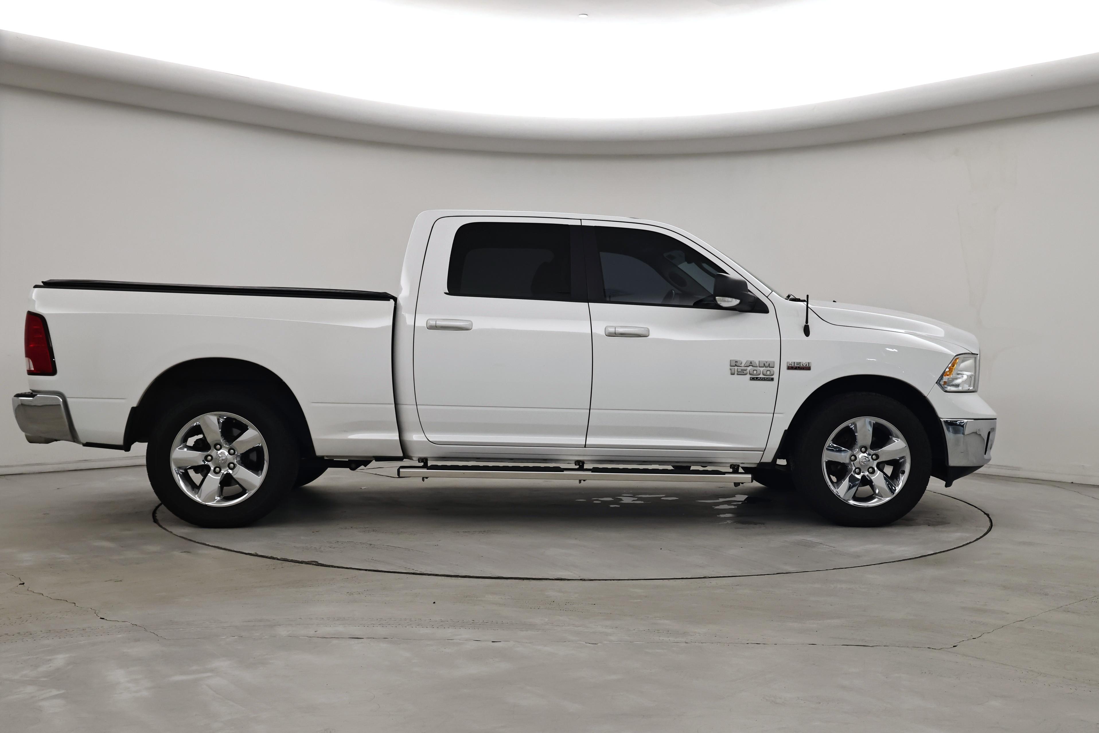 Thumbnail: 2019 RAM 1500 Classic - 7