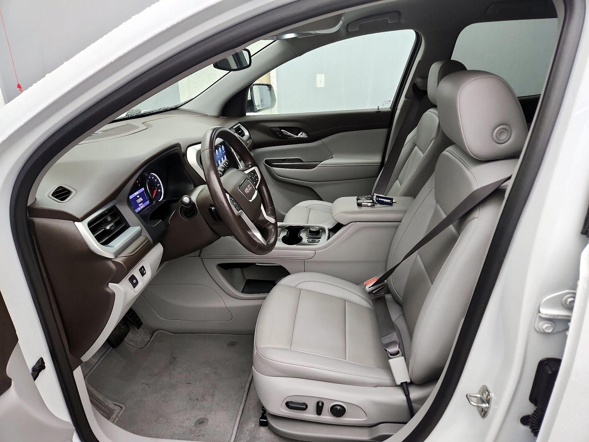 Thumbnail: 2022 GMC Acadia - 11
