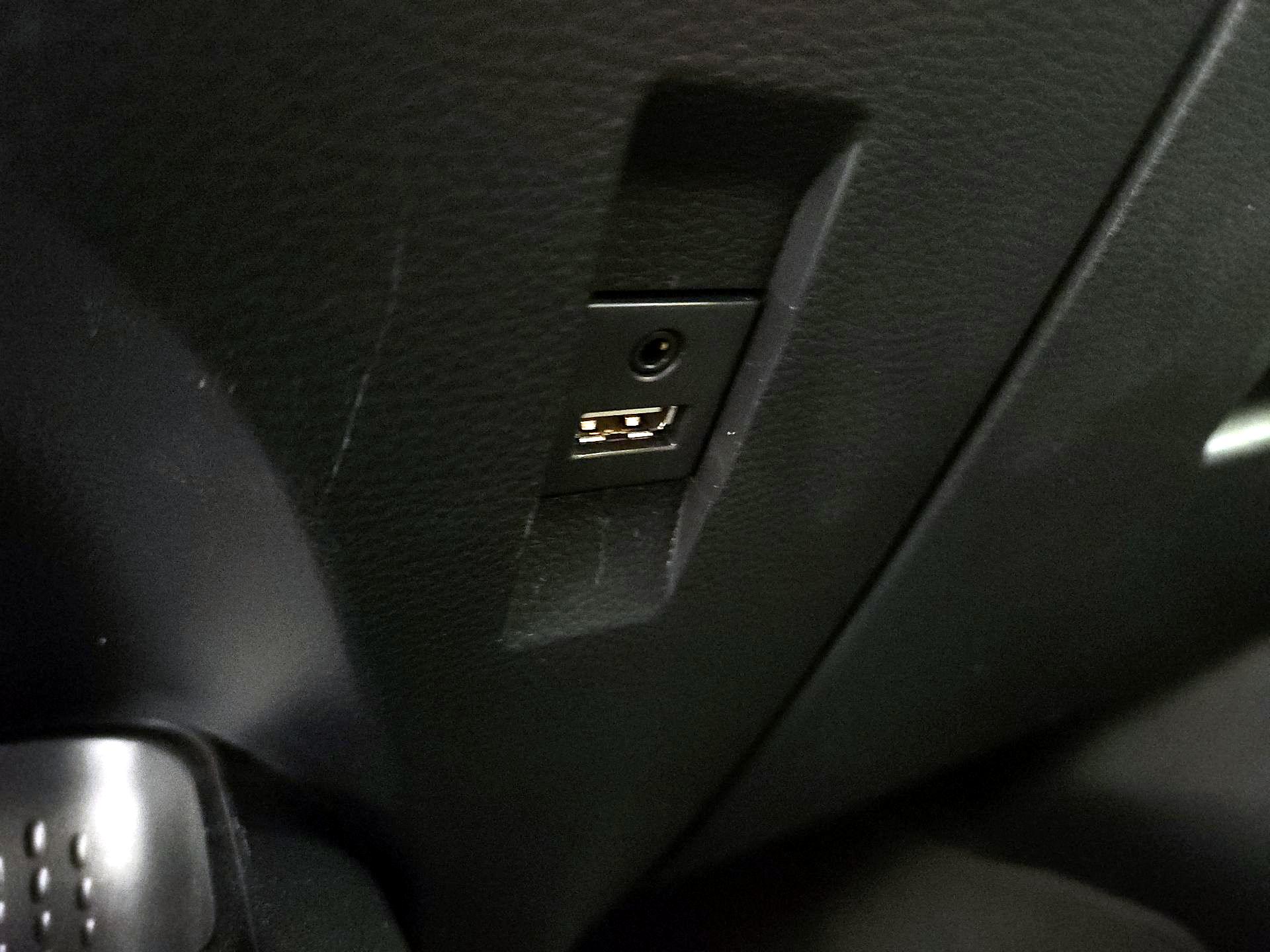 Thumbnail: 2019 Toyota Corolla - 18