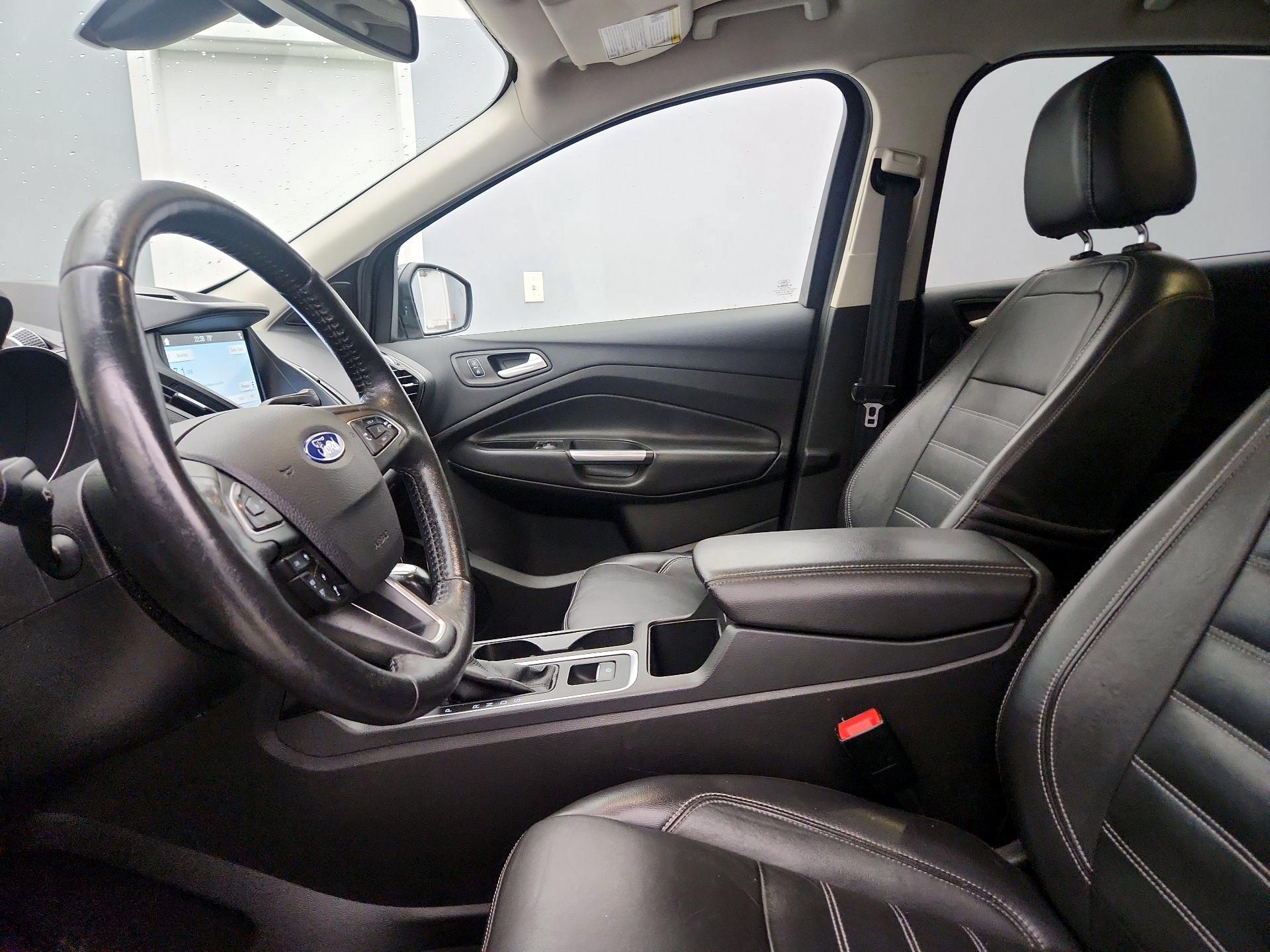 Thumbnail: 2017 Ford Escape - 11