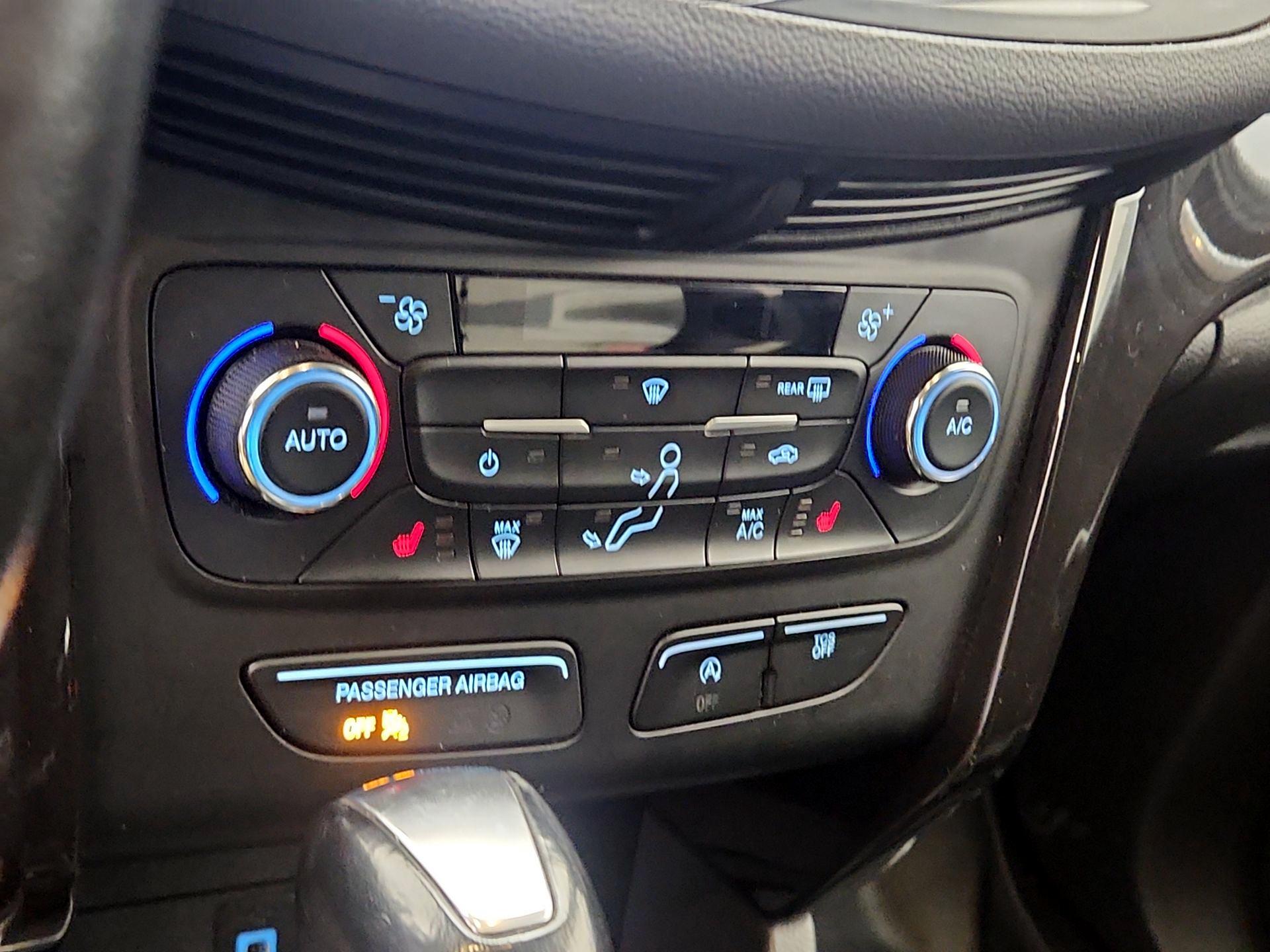 Thumbnail: 2017 Ford Escape - 16