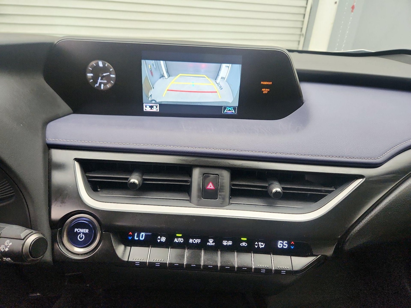 2020 Lexus UX Hybrid 250h - Photo 15