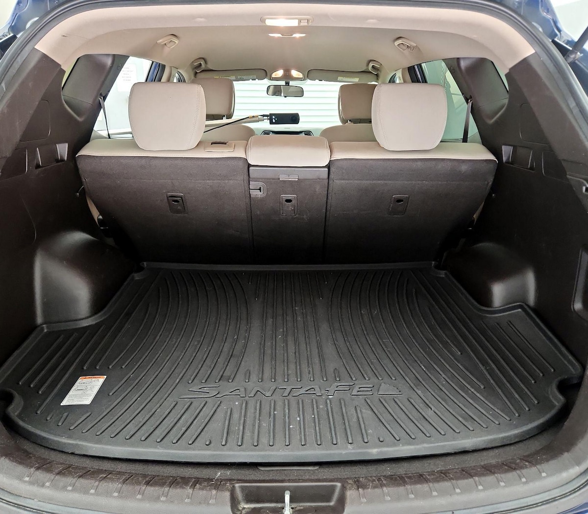 Trunk/Cargo (Seats Up)