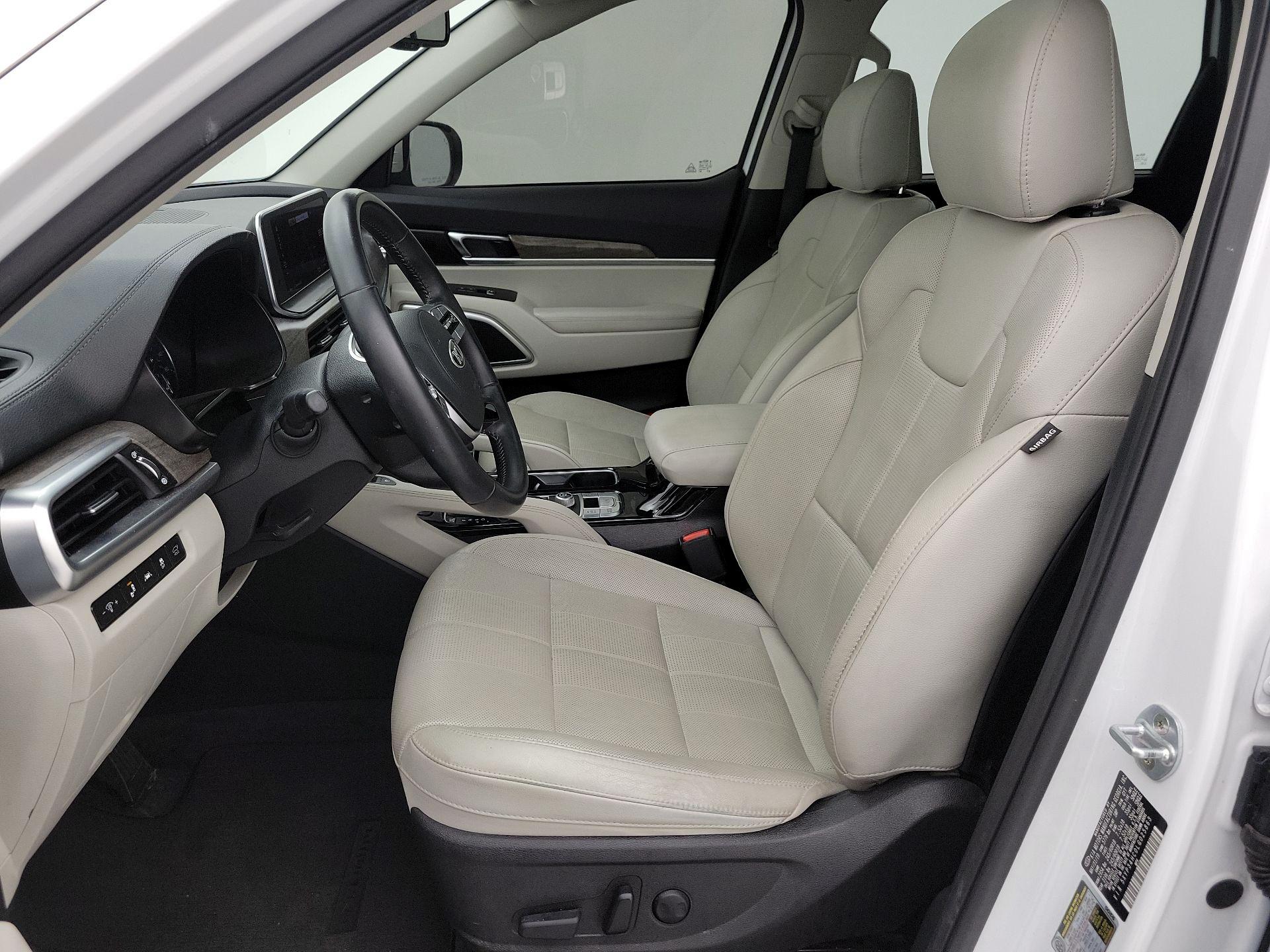 Thumbnail: 2020 Kia Telluride - 11