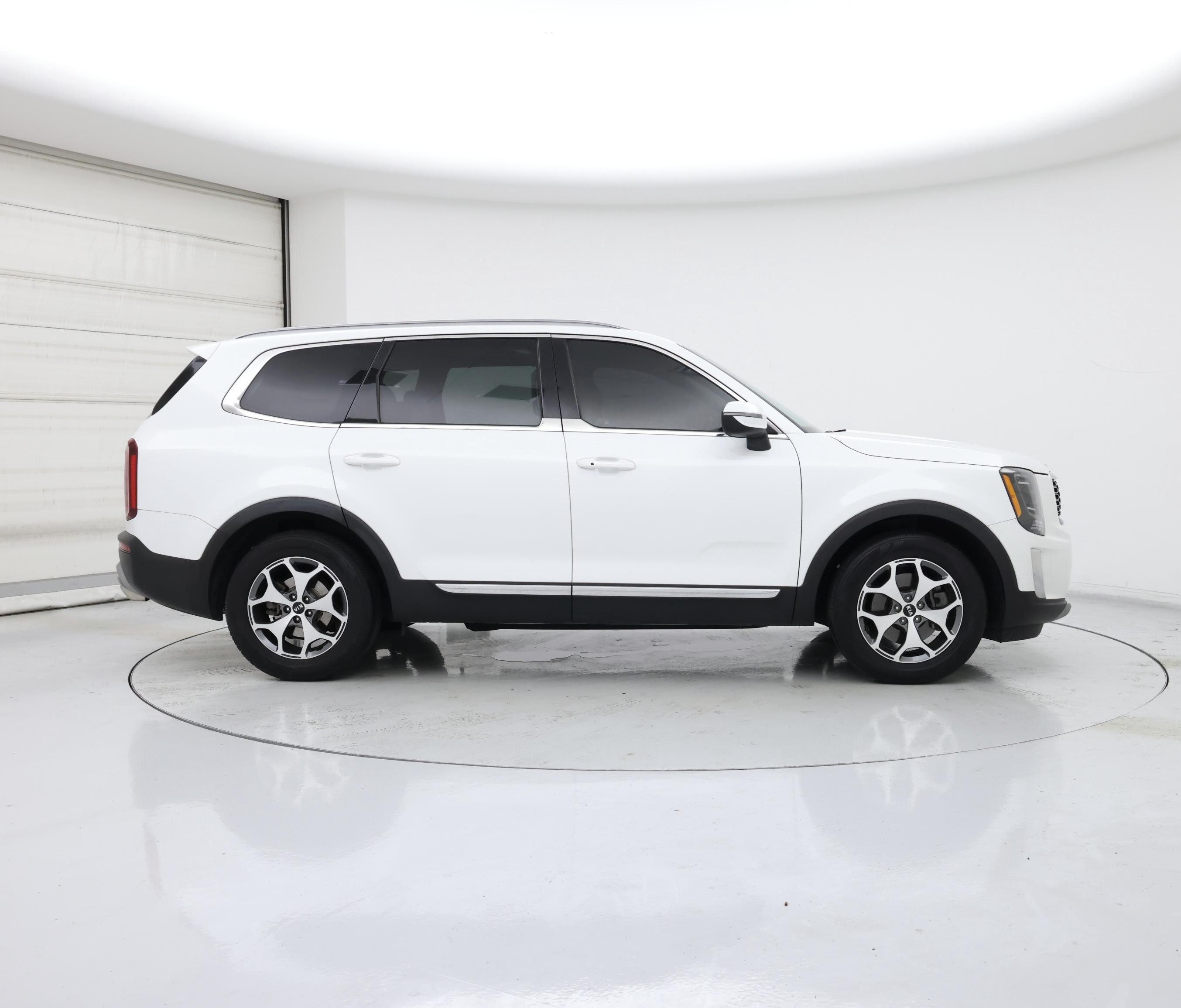 Thumbnail: 2020 Kia Telluride - 7