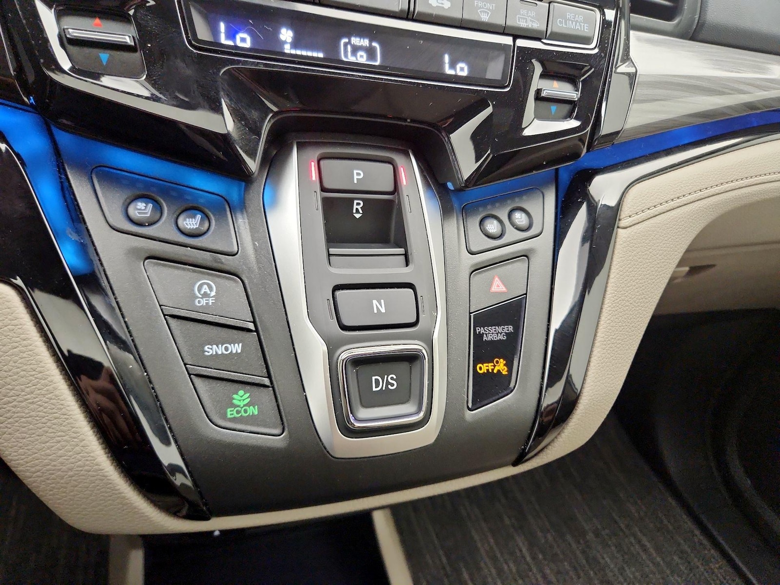 2024 Honda Odyssey Elite - Photo 19