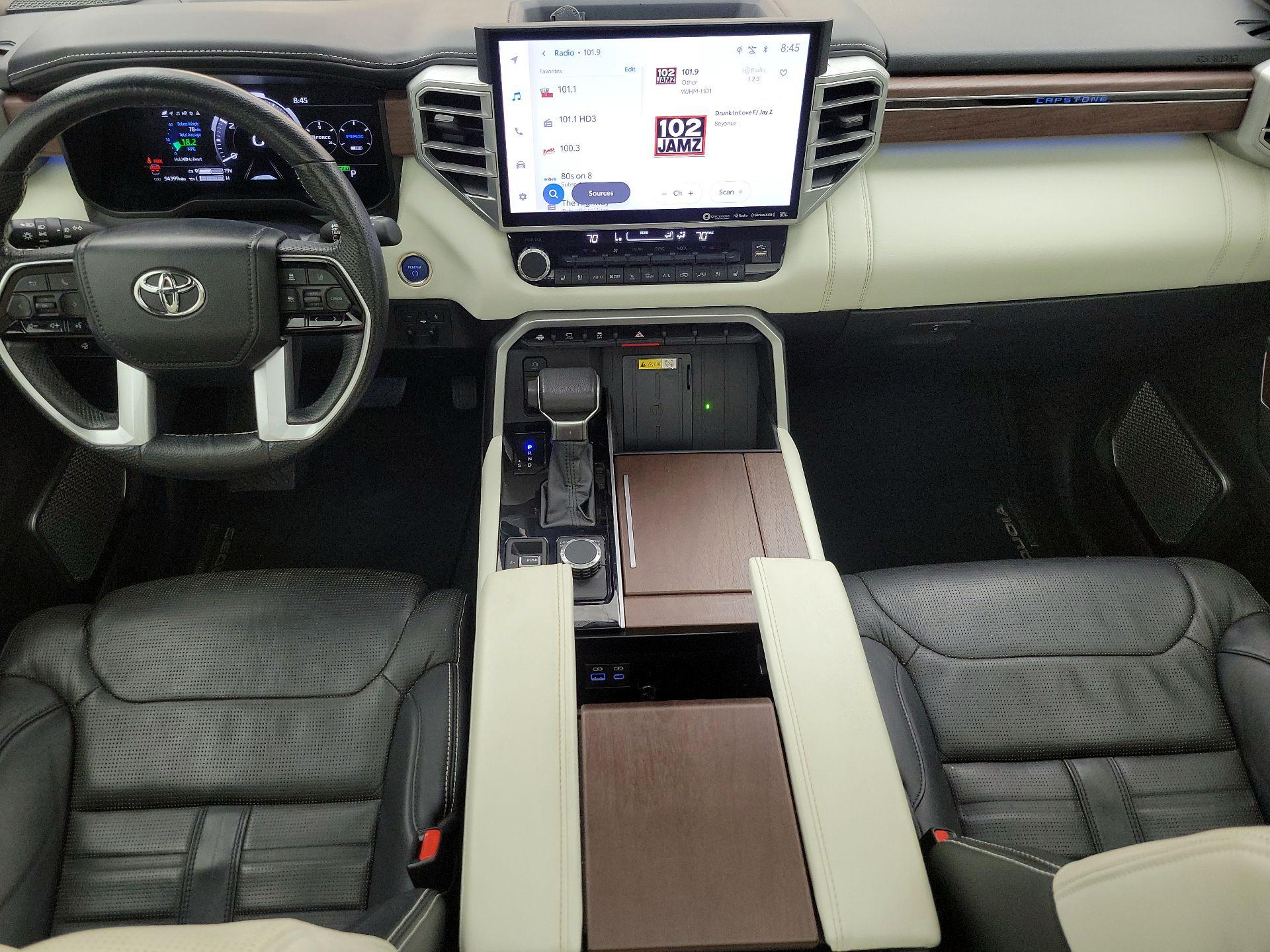 Thumbnail: 2024 Toyota Sequoia - 9