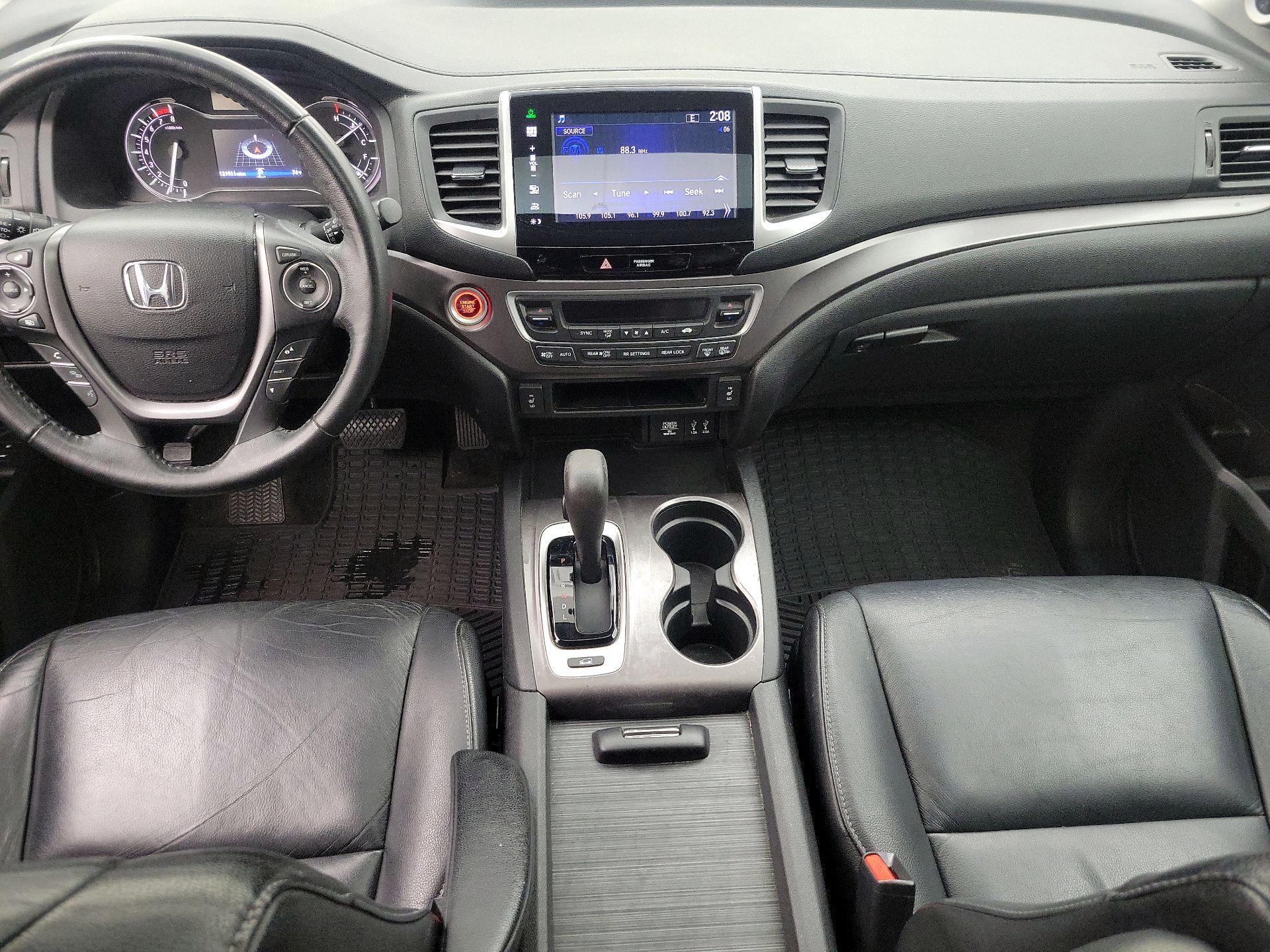 Thumbnail: 2016 Honda Pilot - 9