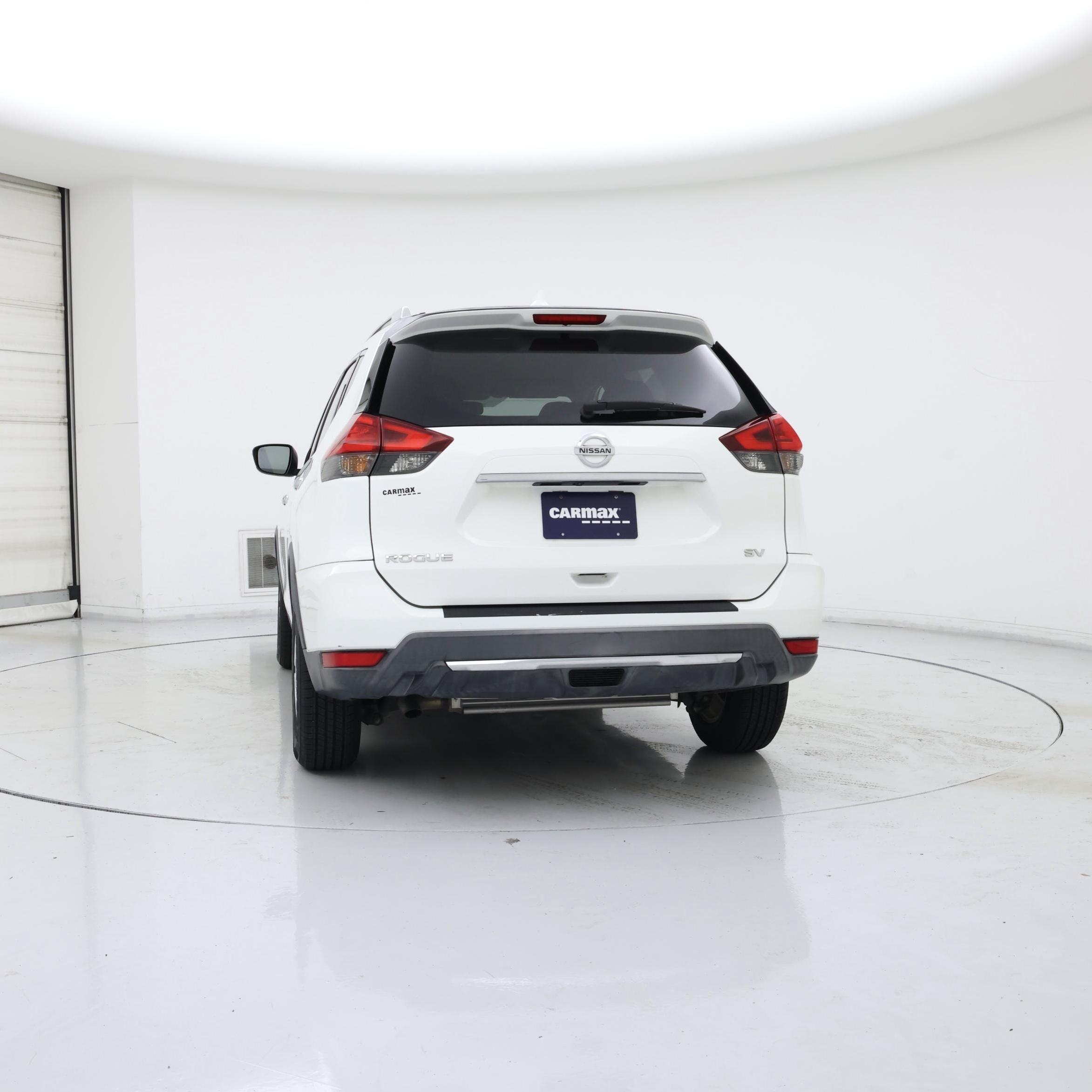 Thumbnail: 2017 Nissan Rogue - 6