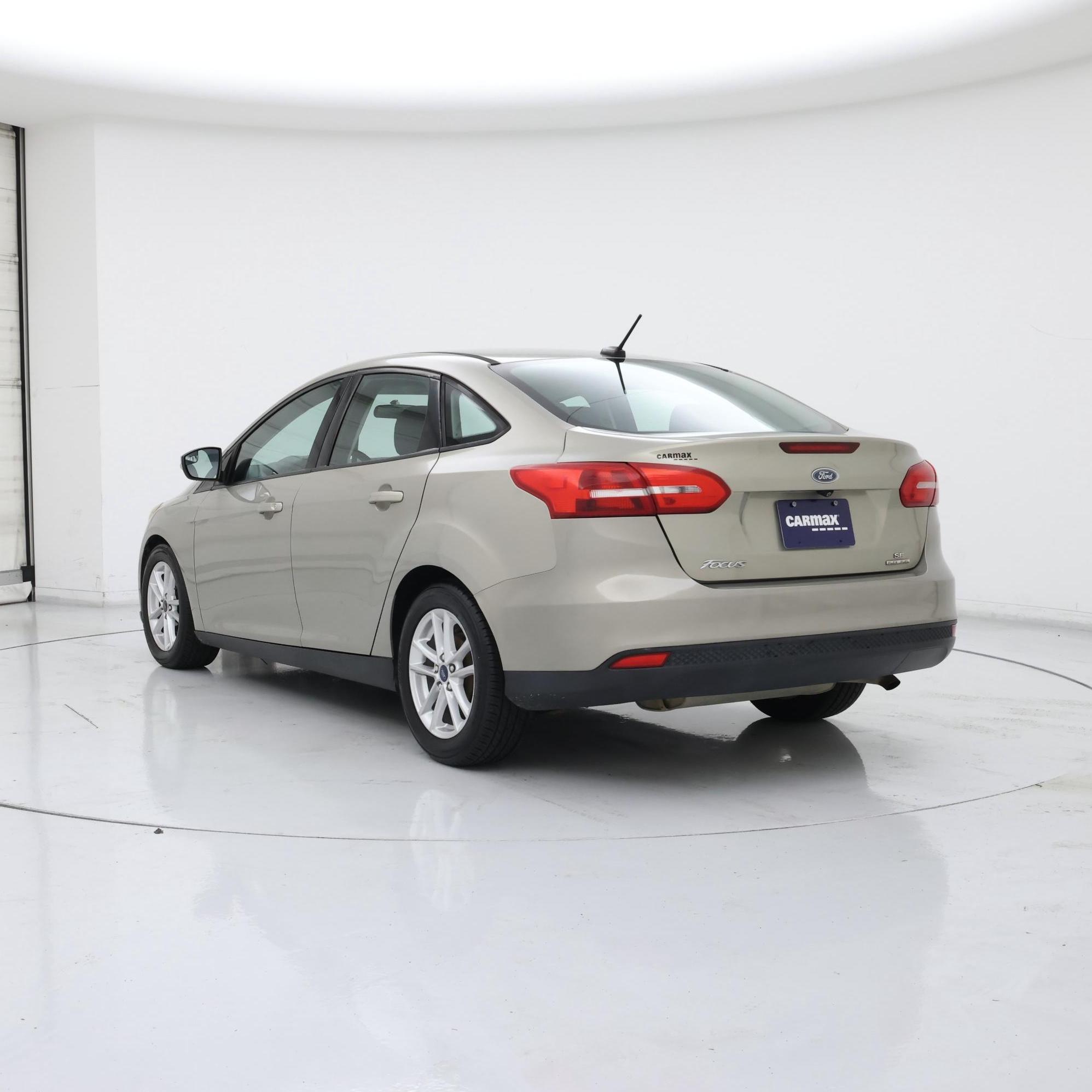 Thumbnail: 2016 Ford Focus - 2