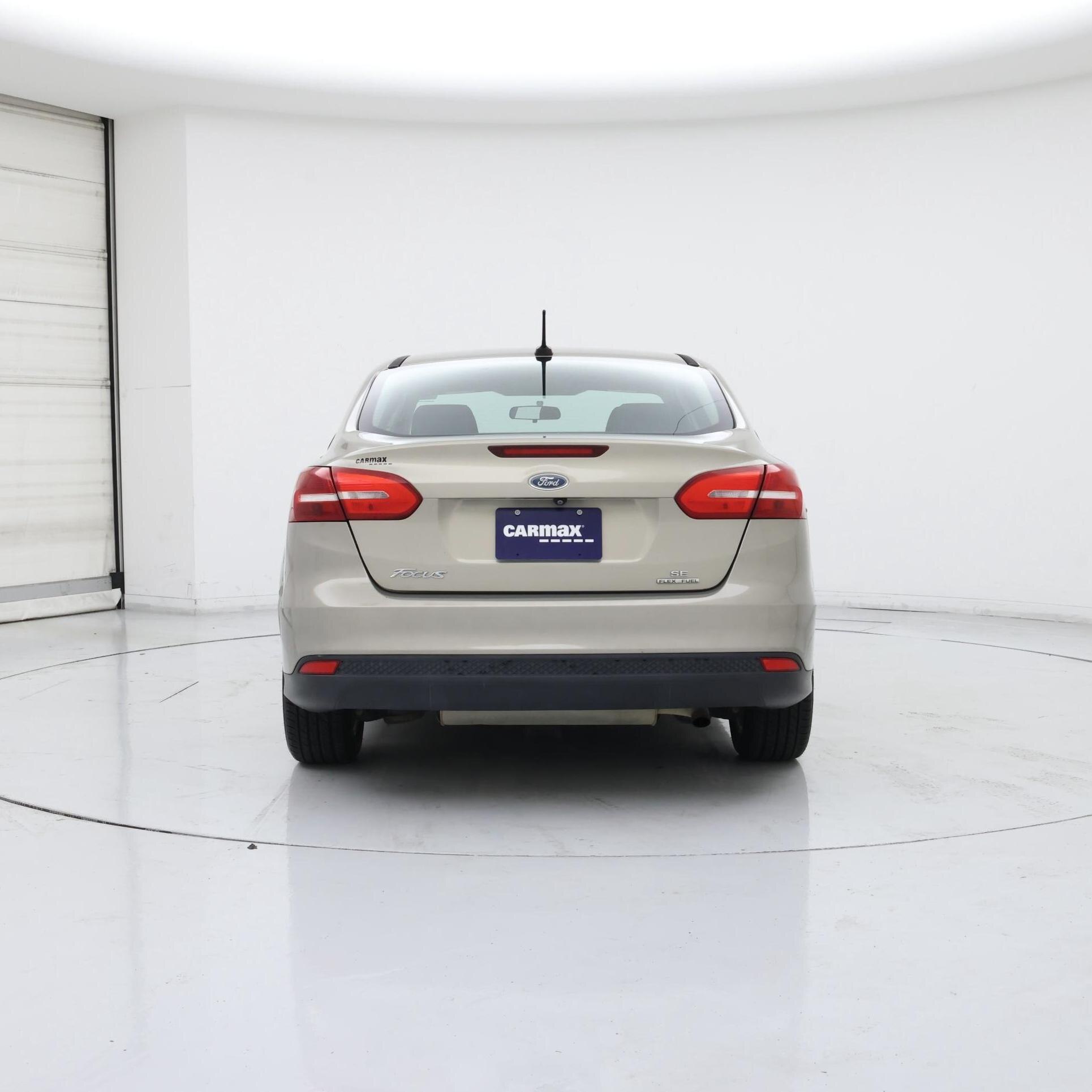 Thumbnail: 2016 Ford Focus - 6