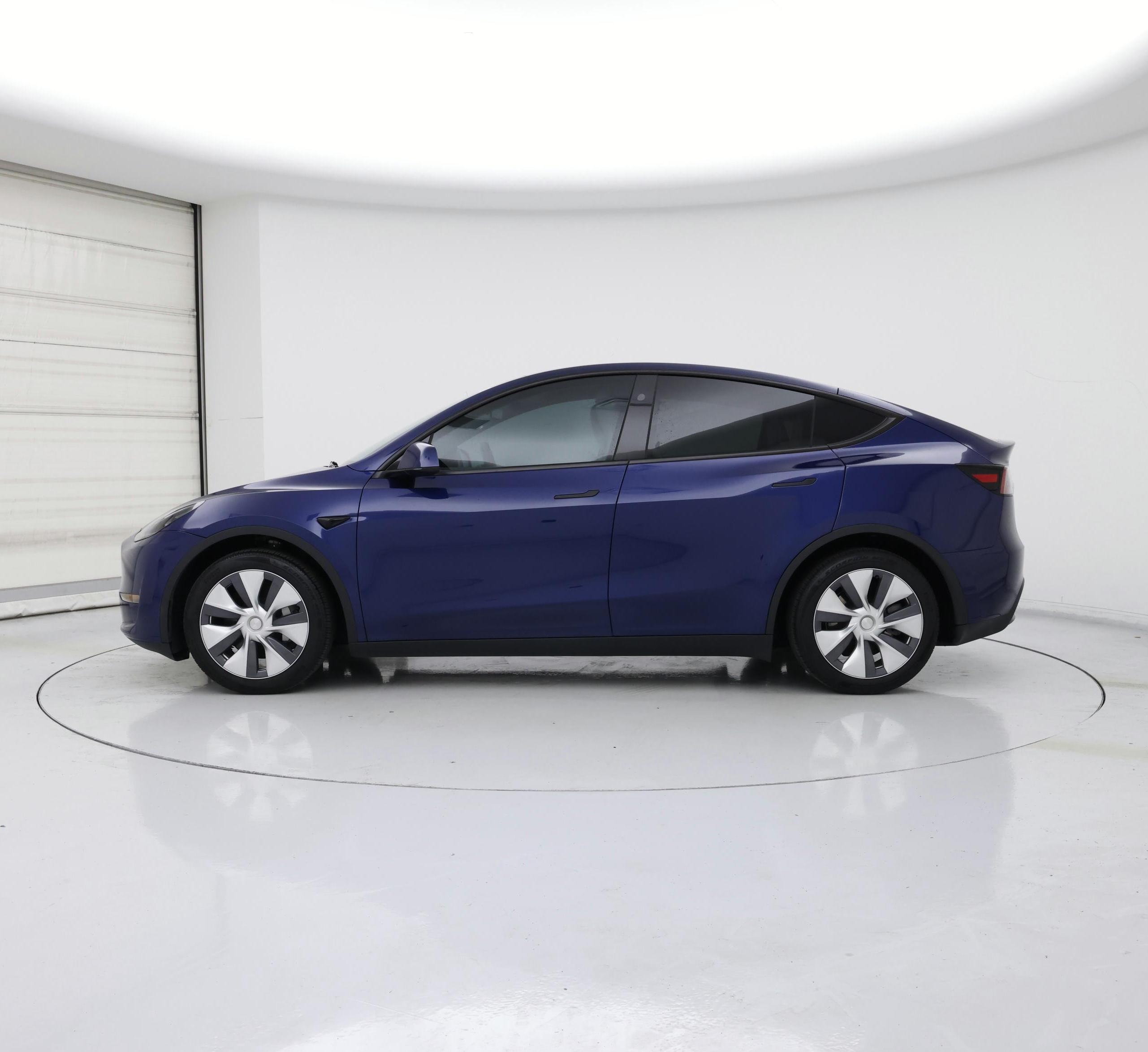 Thumbnail: 2024 Tesla Model Y - 3