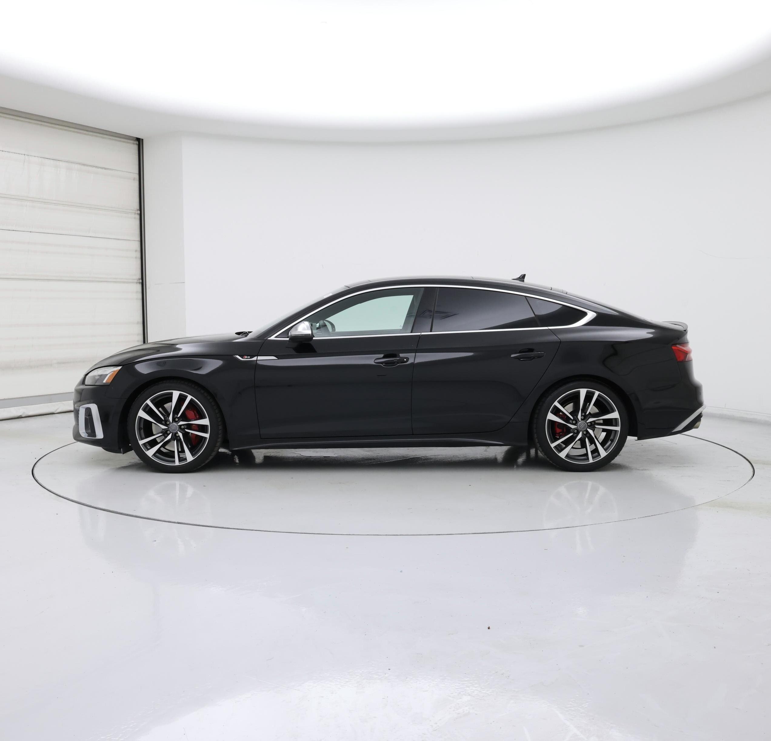 Thumbnail: 2021 Audi S5 - 3