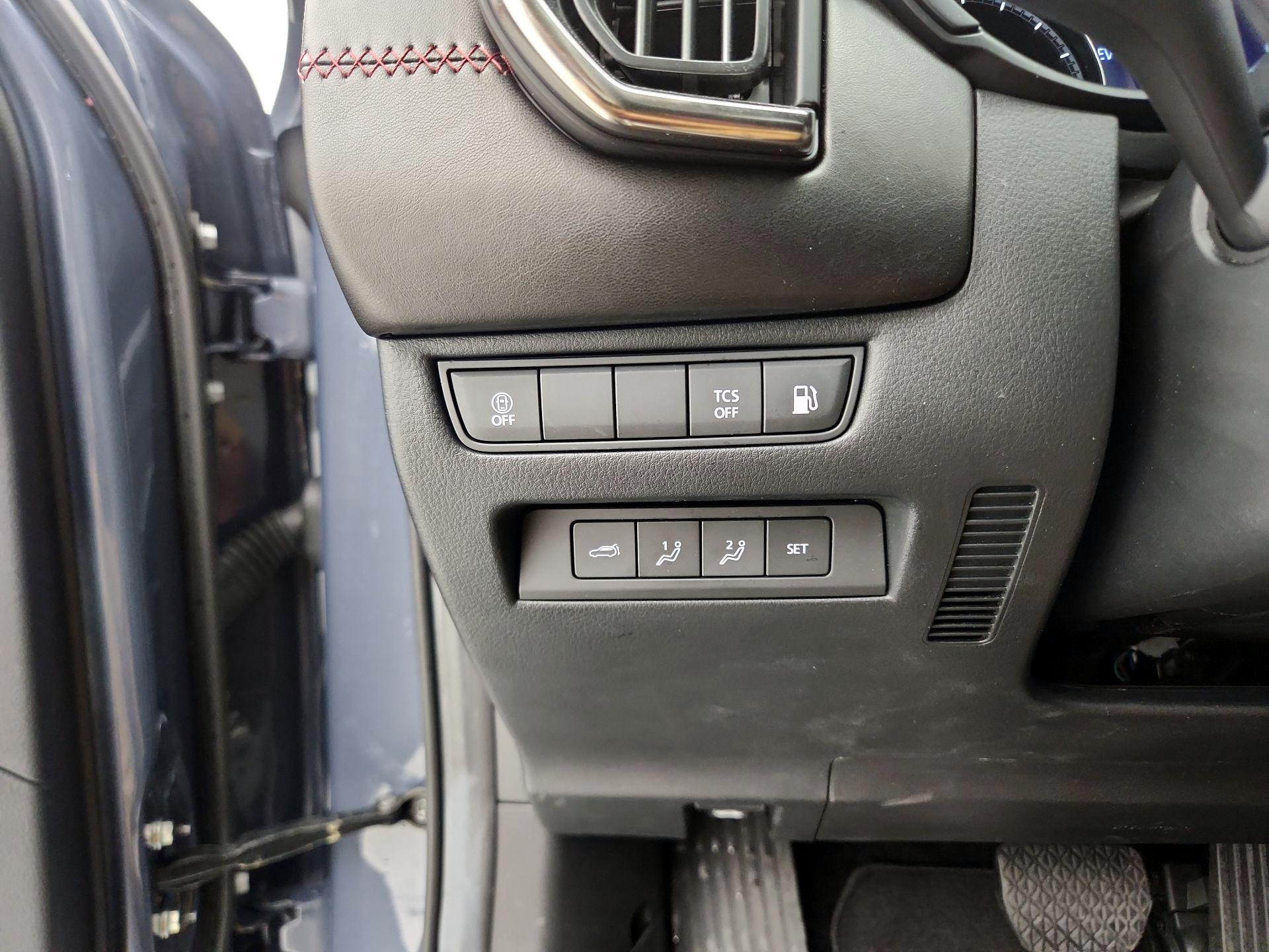 Thumbnail: 2025 Mazda CX-50 - 13