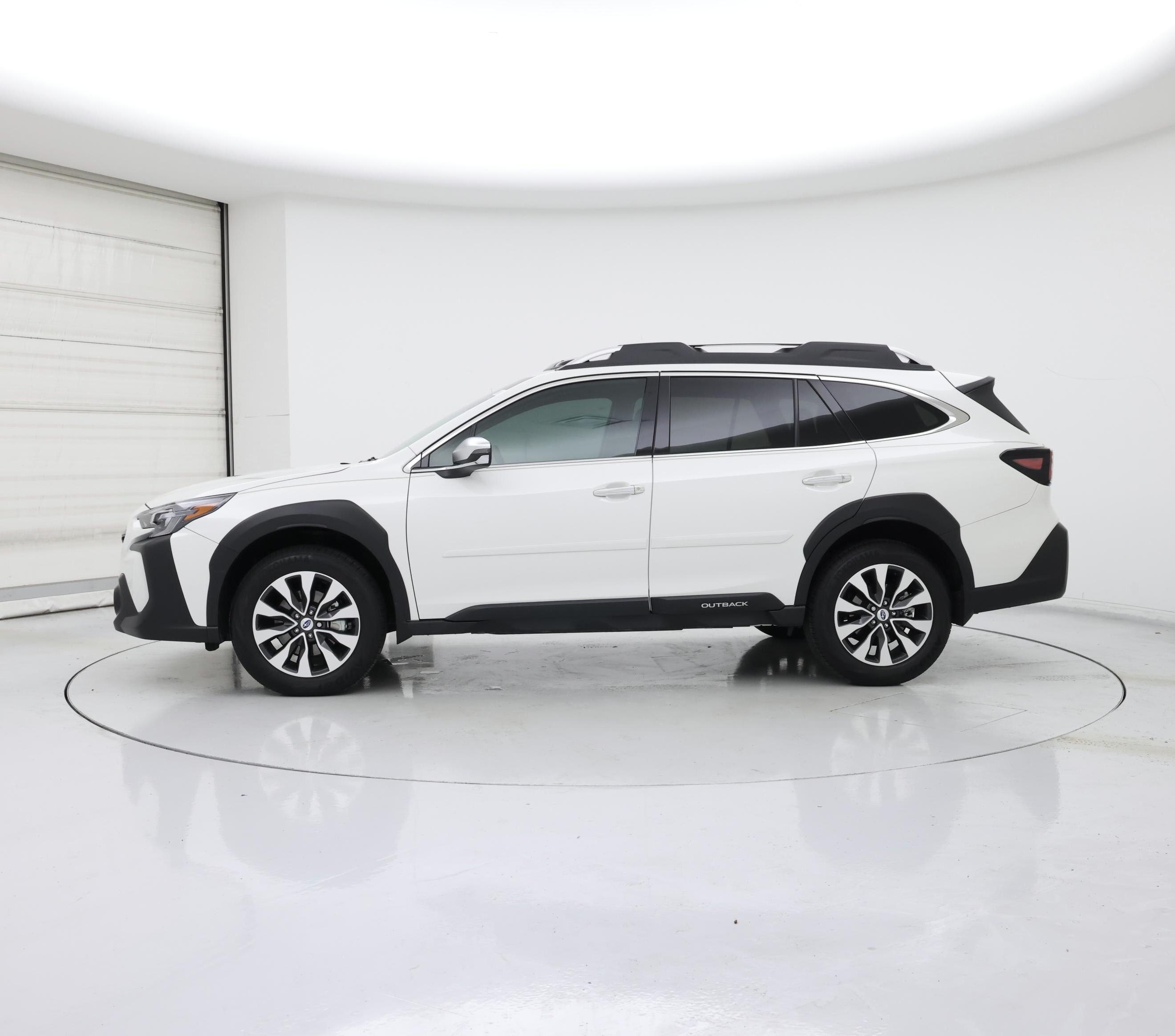 Thumbnail: 2025 Subaru Outback - 3