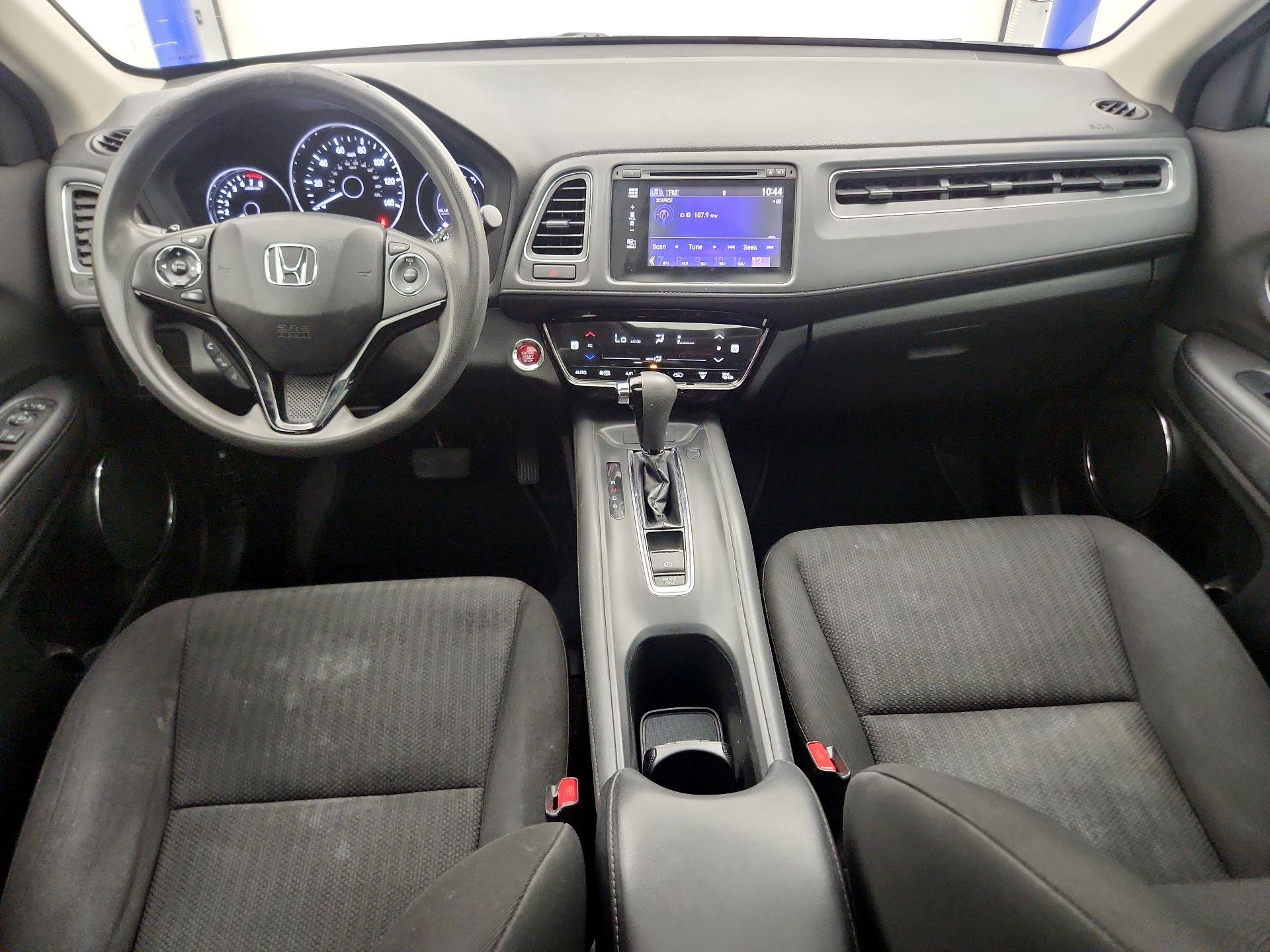 Thumbnail: 2016 Honda HR-V - 9