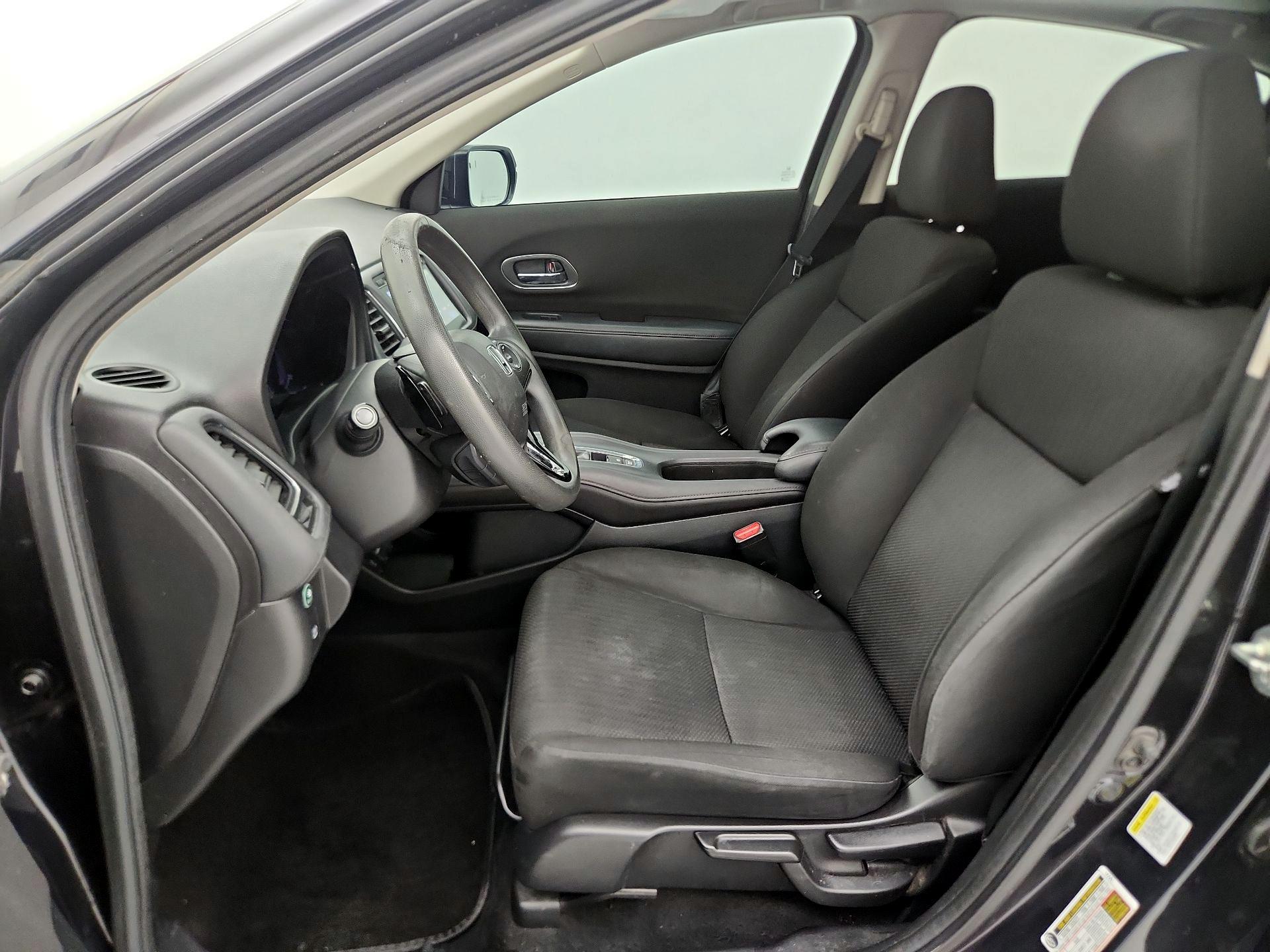 Thumbnail: 2016 Honda HR-V - 11