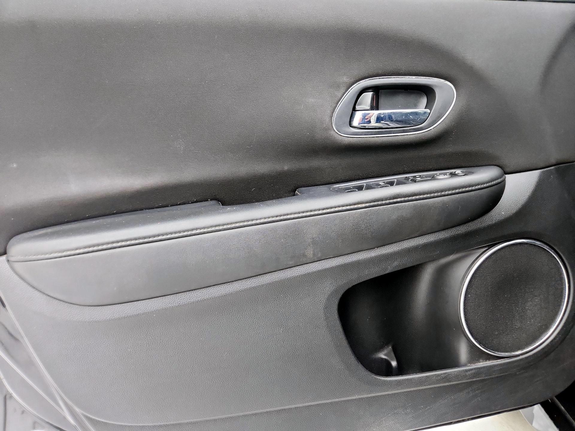 Thumbnail: 2016 Honda HR-V - 12