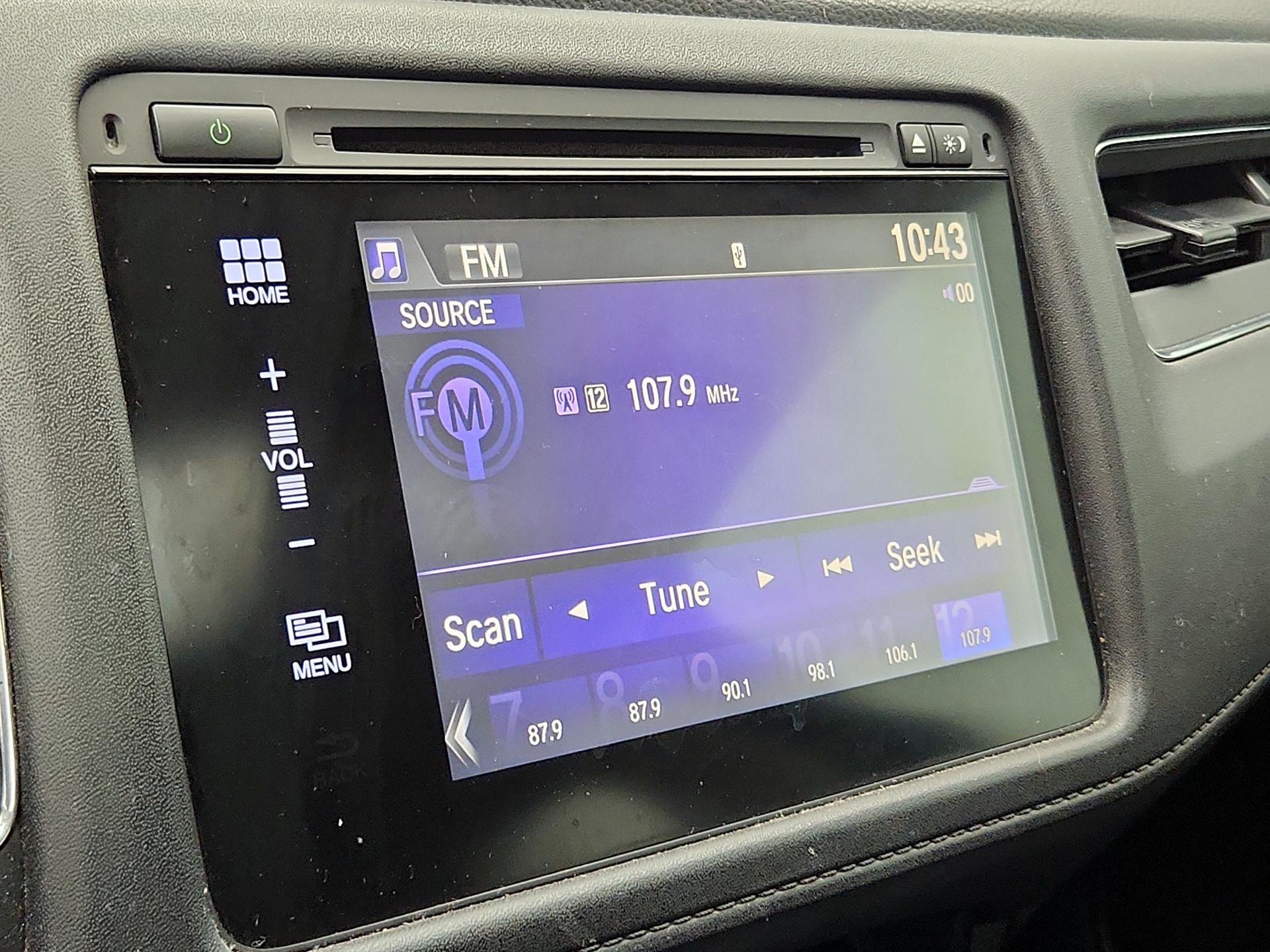 Thumbnail: 2016 Honda HR-V - 15