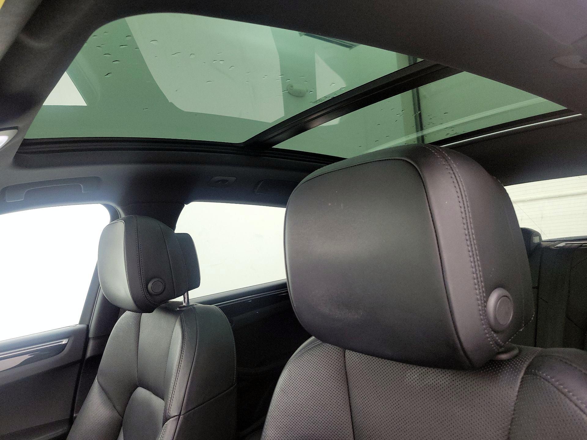 Thumbnail: 2021 Porsche Macan - 20