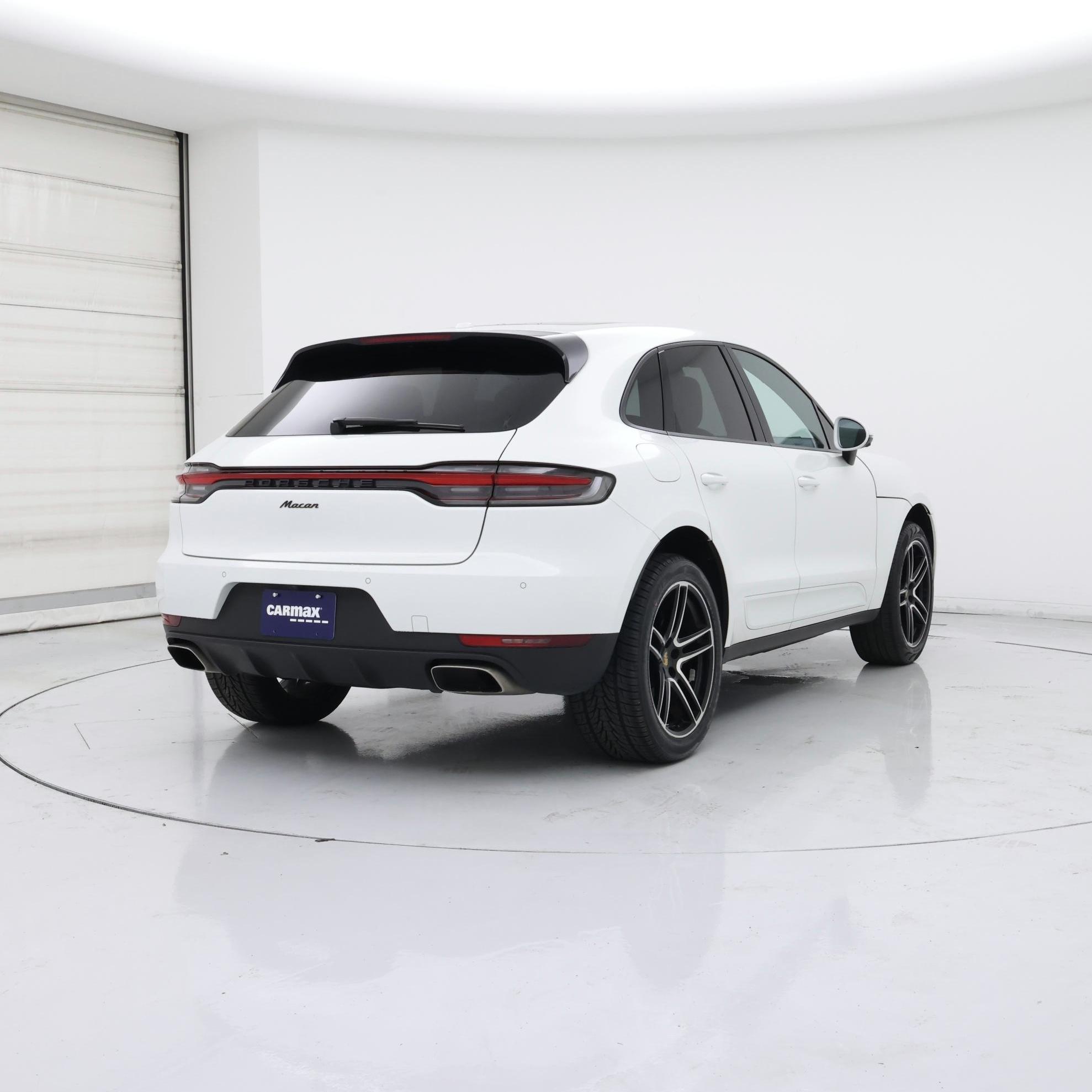 Thumbnail: 2021 Porsche Macan - 8