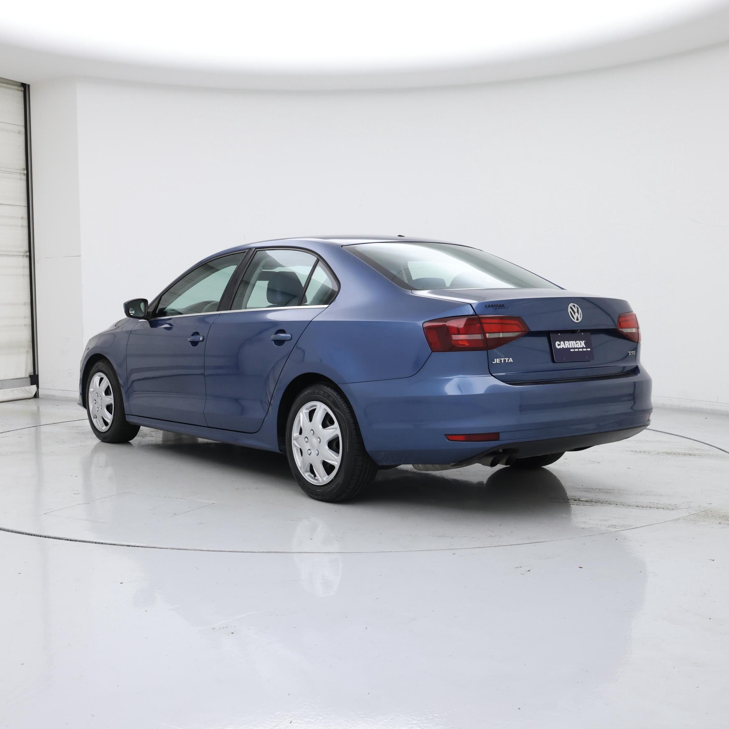 Thumbnail: 2017 Volkswagen Jetta - 2