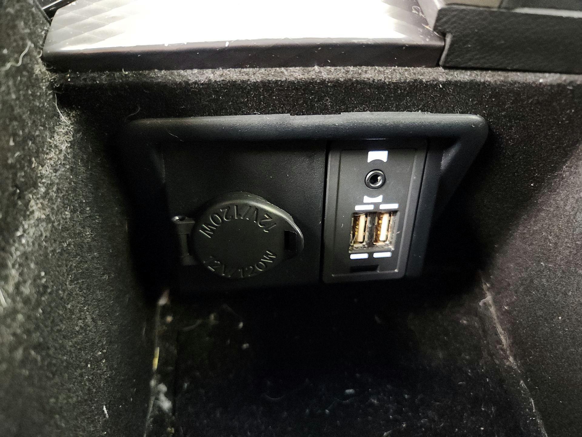 Thumbnail: 2018 Lexus GS - 19