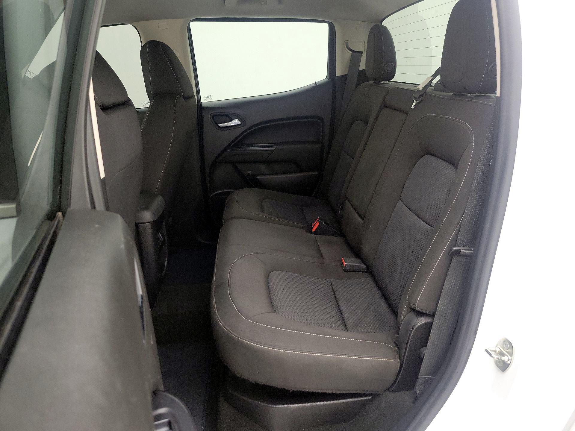 Thumbnail: 2015 Chevrolet Colorado - 19