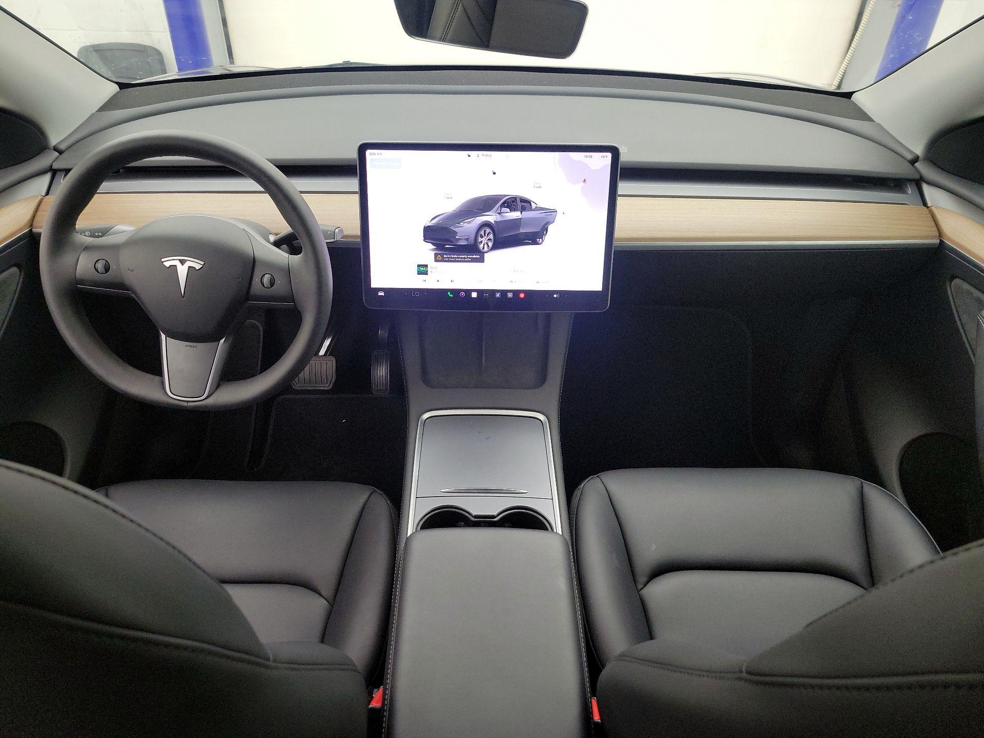 Thumbnail: 2023 Tesla Model Y - 9