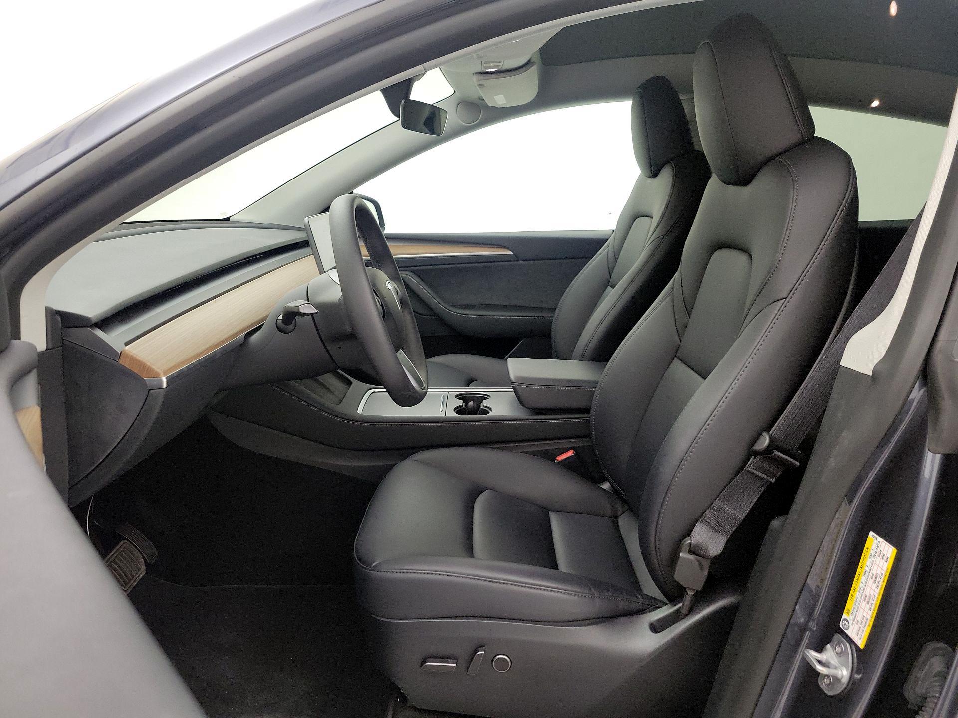 Thumbnail: 2023 Tesla Model Y - 11