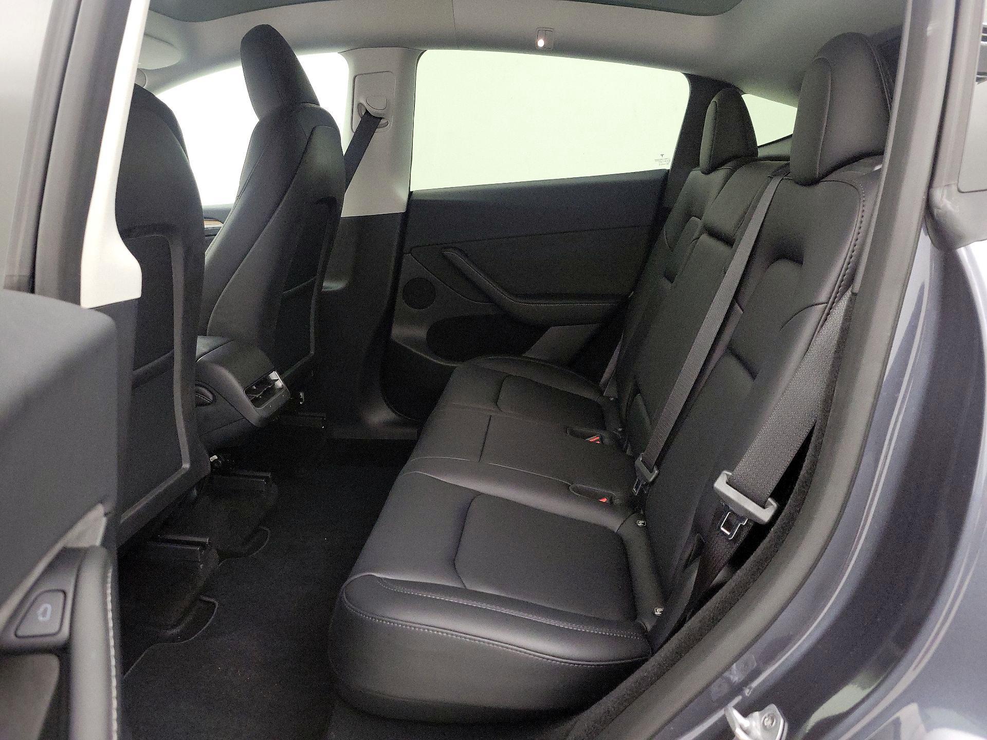 Thumbnail: 2023 Tesla Model Y - 20