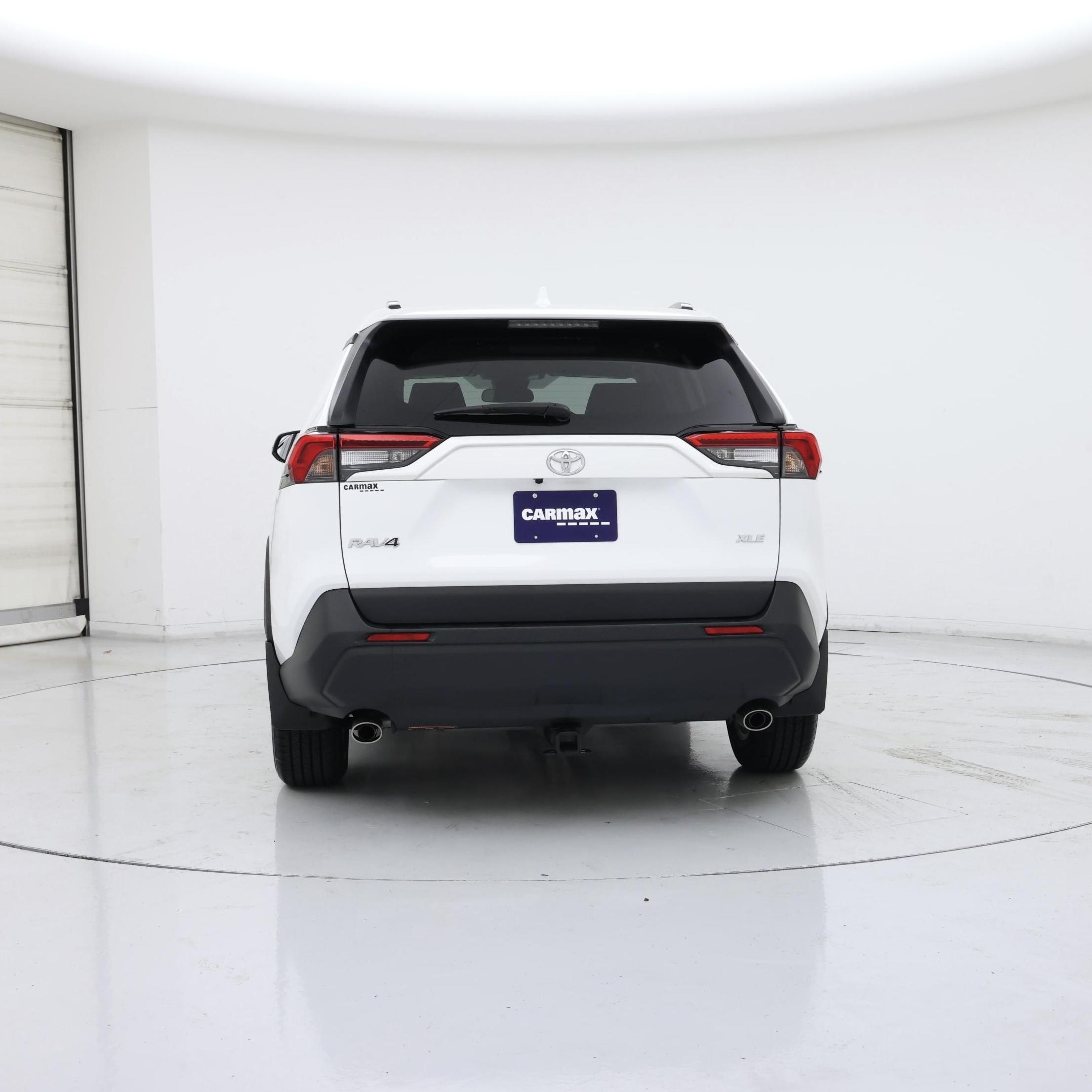 Thumbnail: 2019 Toyota RAV4 - 6