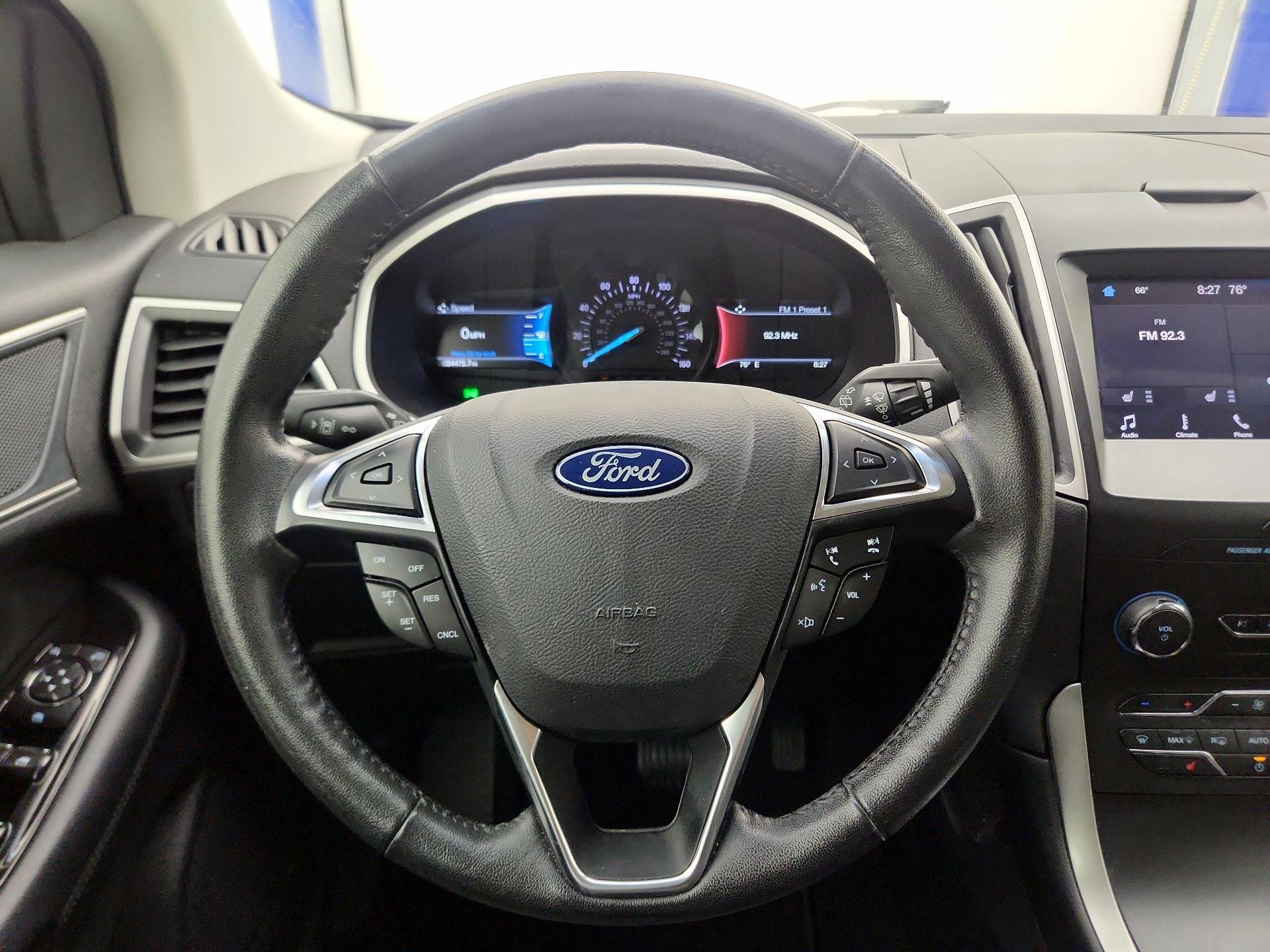 Thumbnail: 2019 Ford Edge - 10