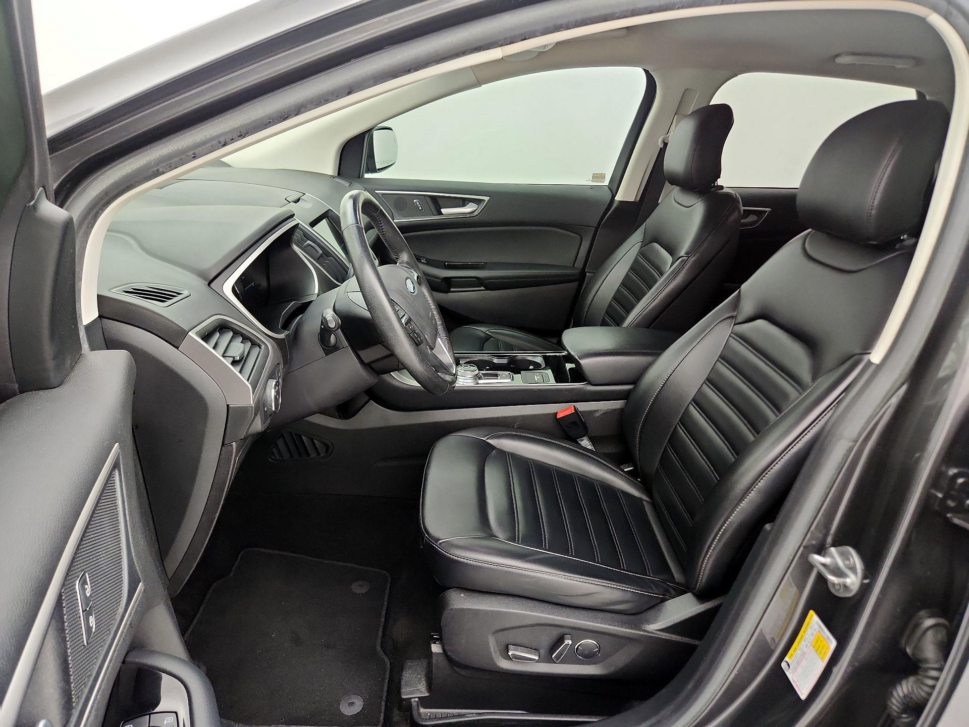 Thumbnail: 2019 Ford Edge - 11