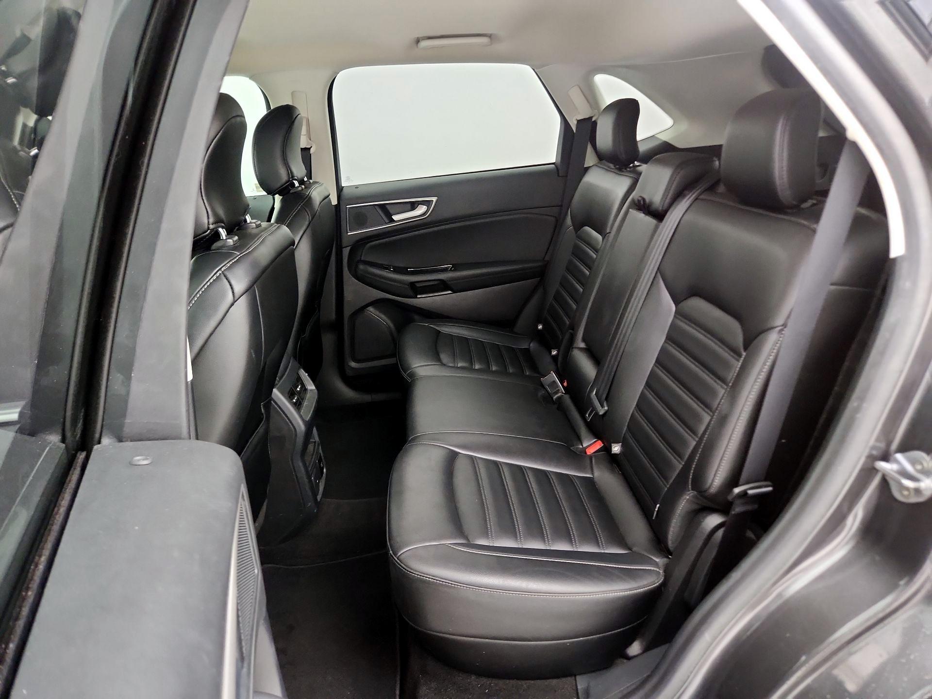 Thumbnail: 2019 Ford Edge - 19