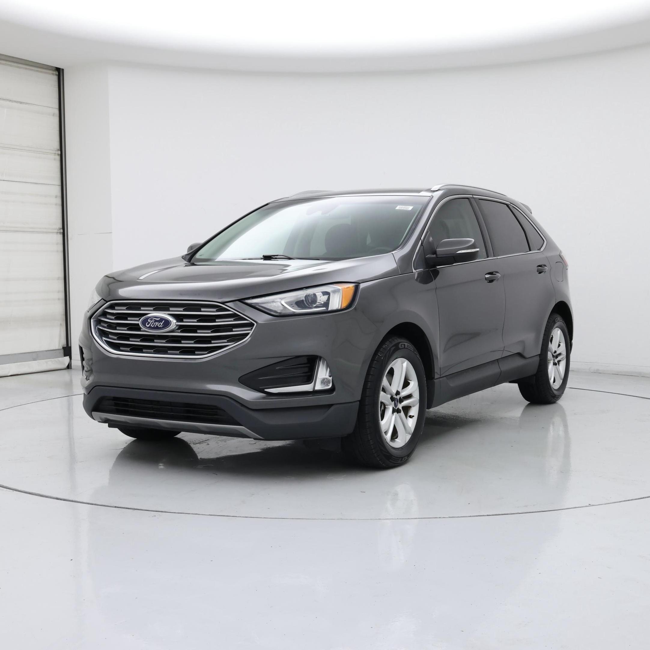Thumbnail: 2019 Ford Edge - 4