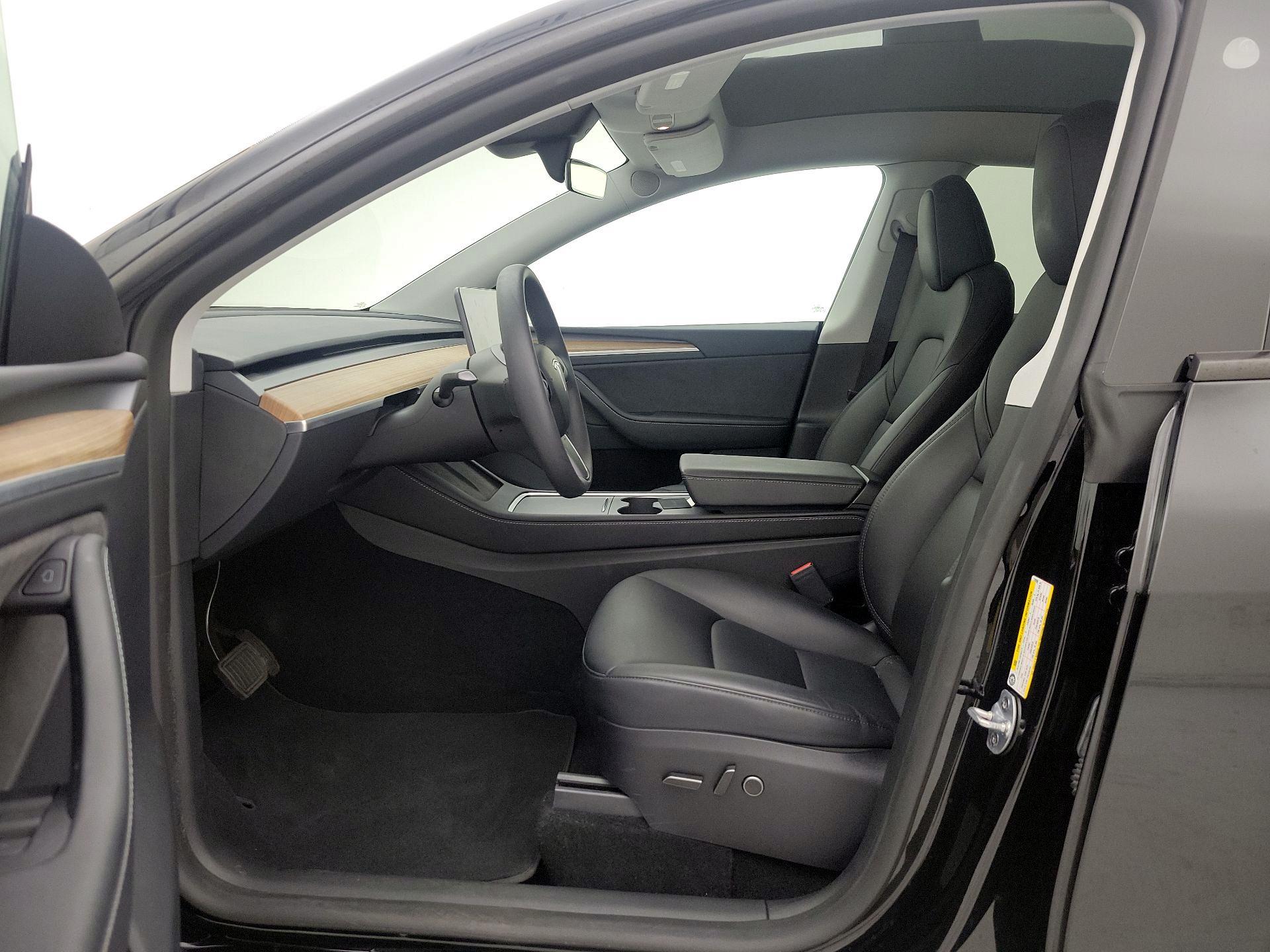 Thumbnail: 2024 Tesla Model Y - 11