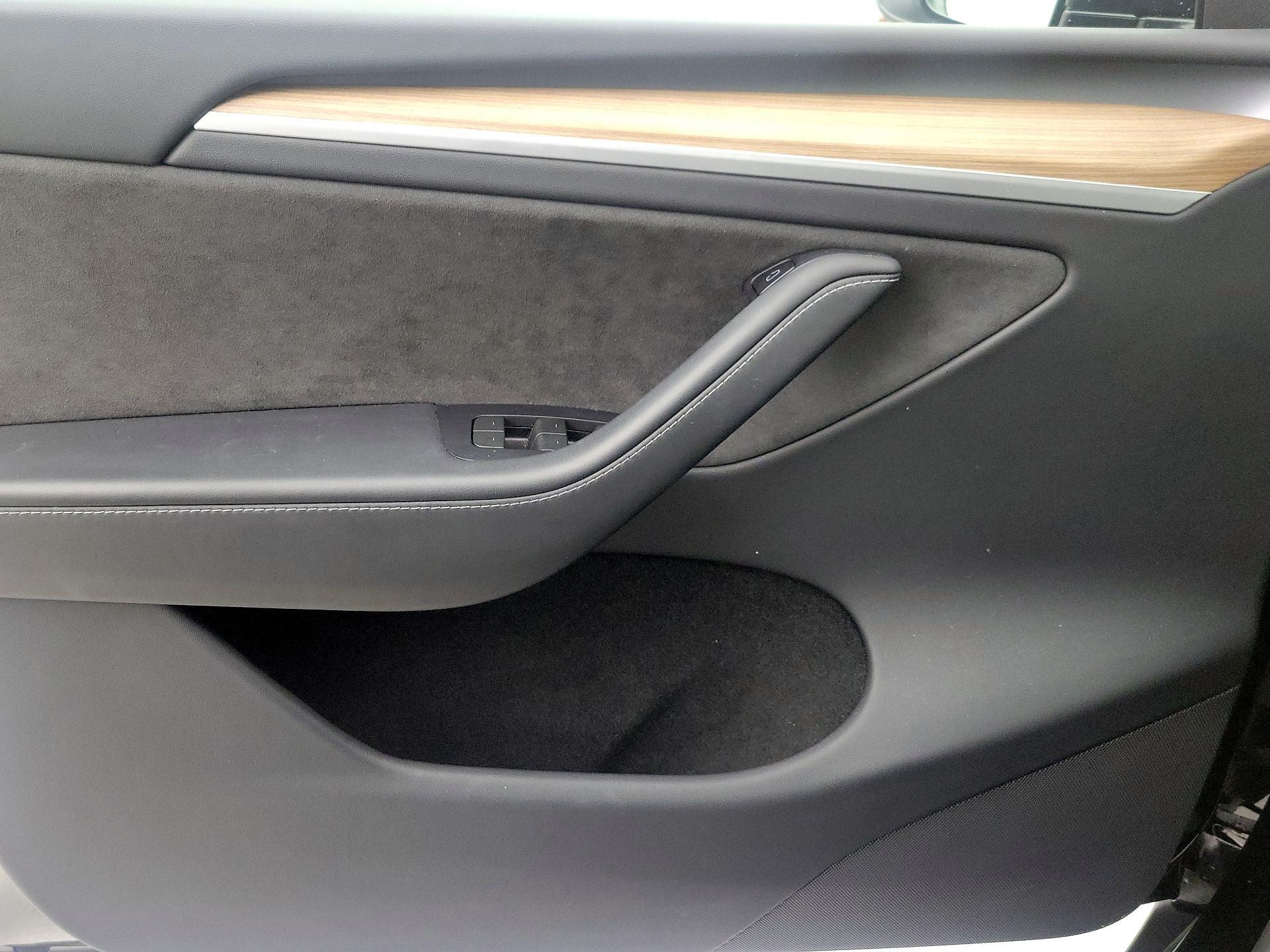 Thumbnail: 2024 Tesla Model Y - 12